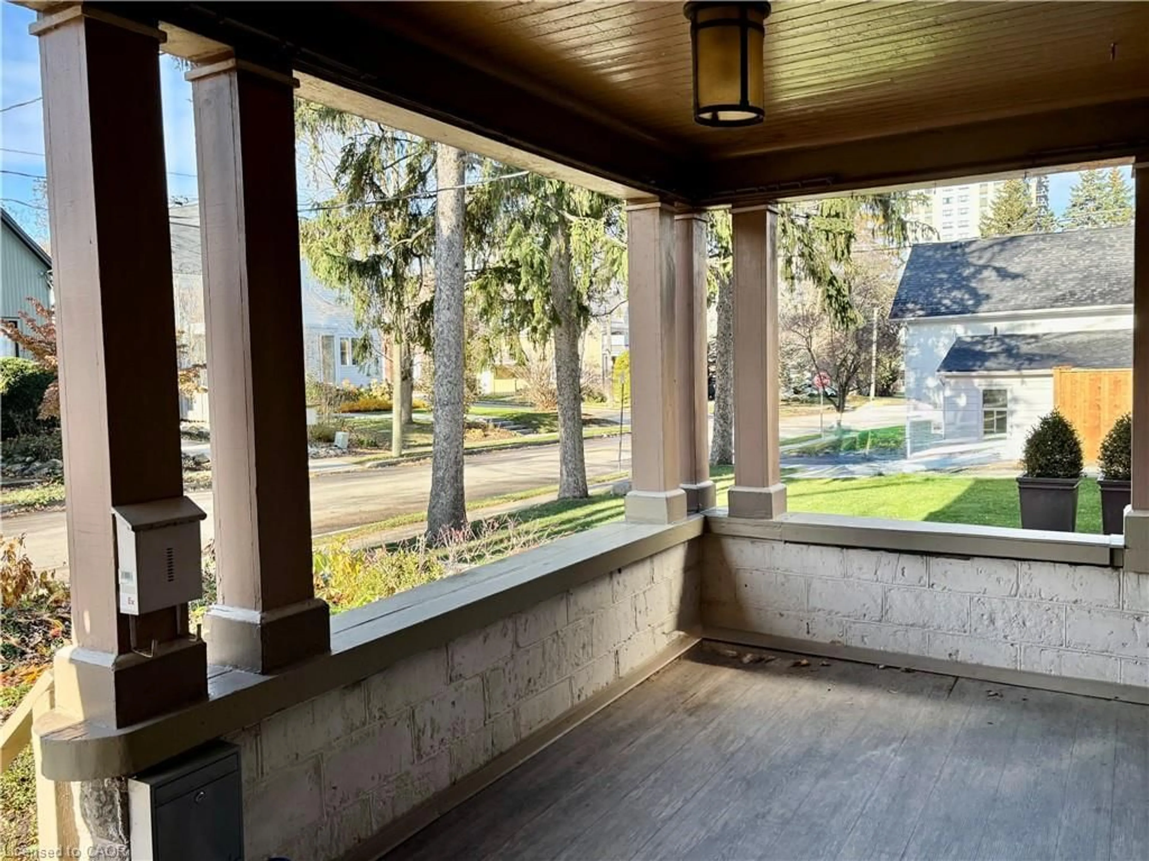 Patio, unknown for 34 Menno St, Waterloo Ontario N2L 2A7