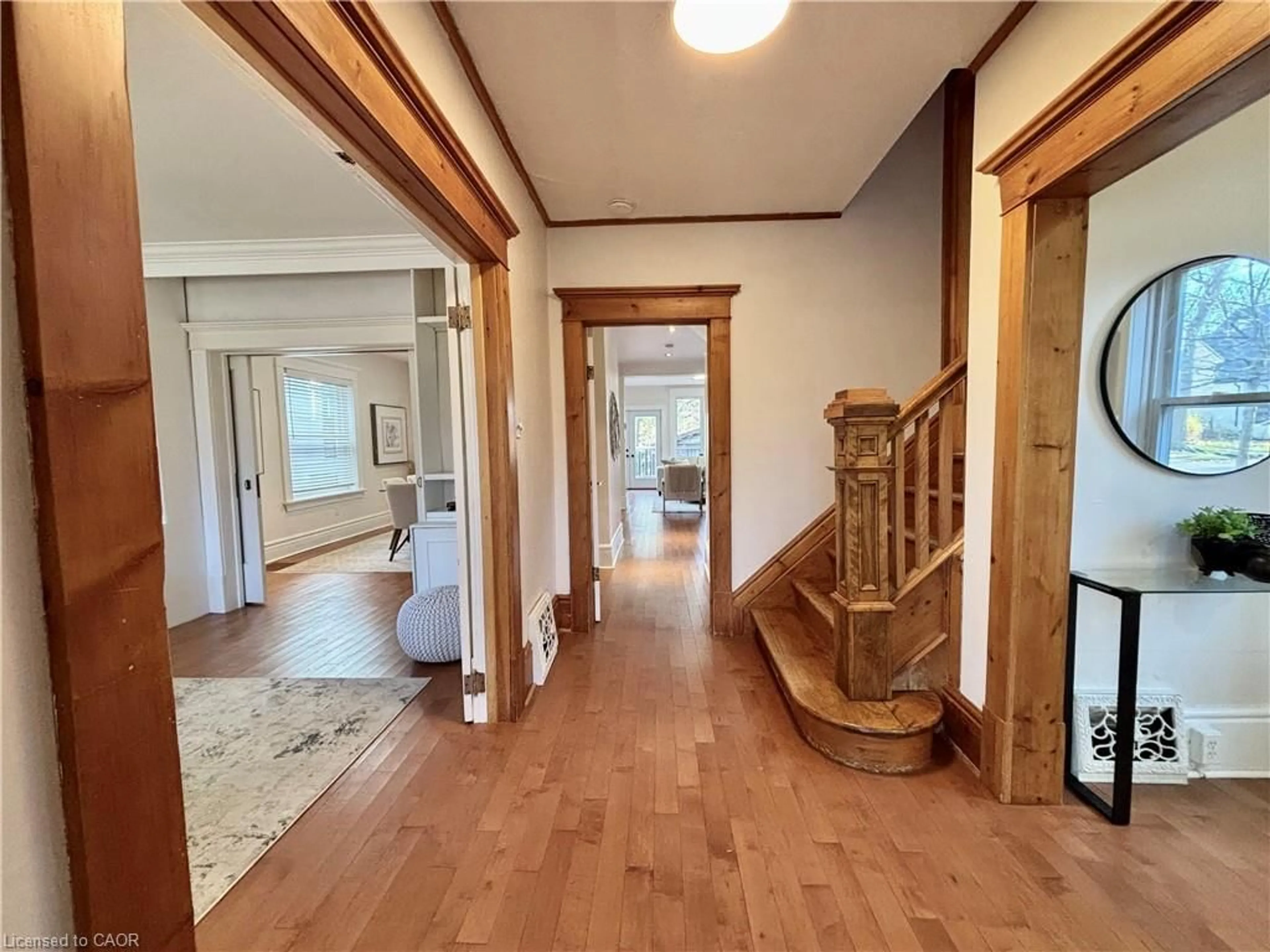 Indoor foyer for 34 Menno St, Waterloo Ontario N2L 2A7