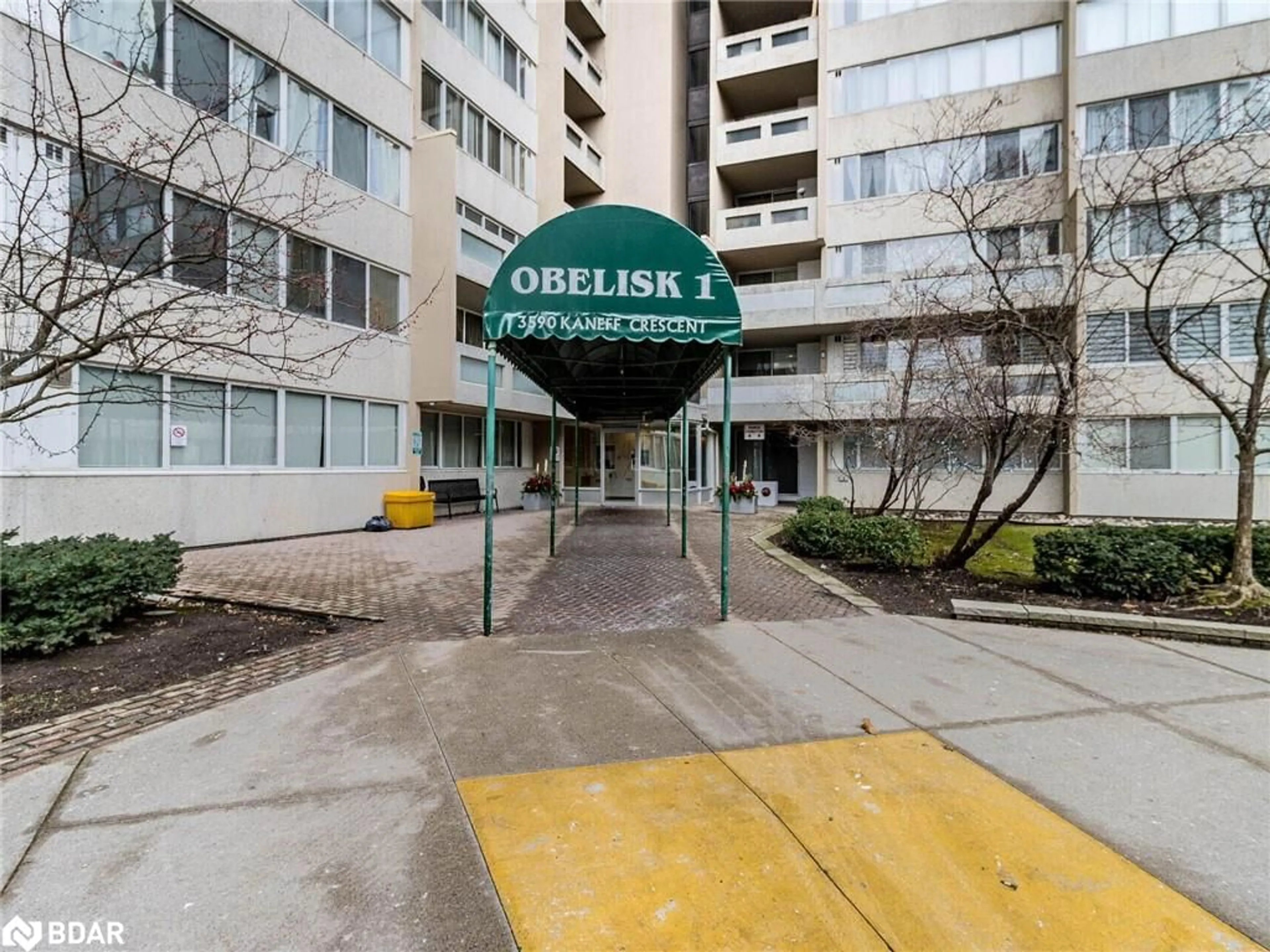 Unknown for 3590 Kaneff Cres, Mississauga Ontario L5A 3X3