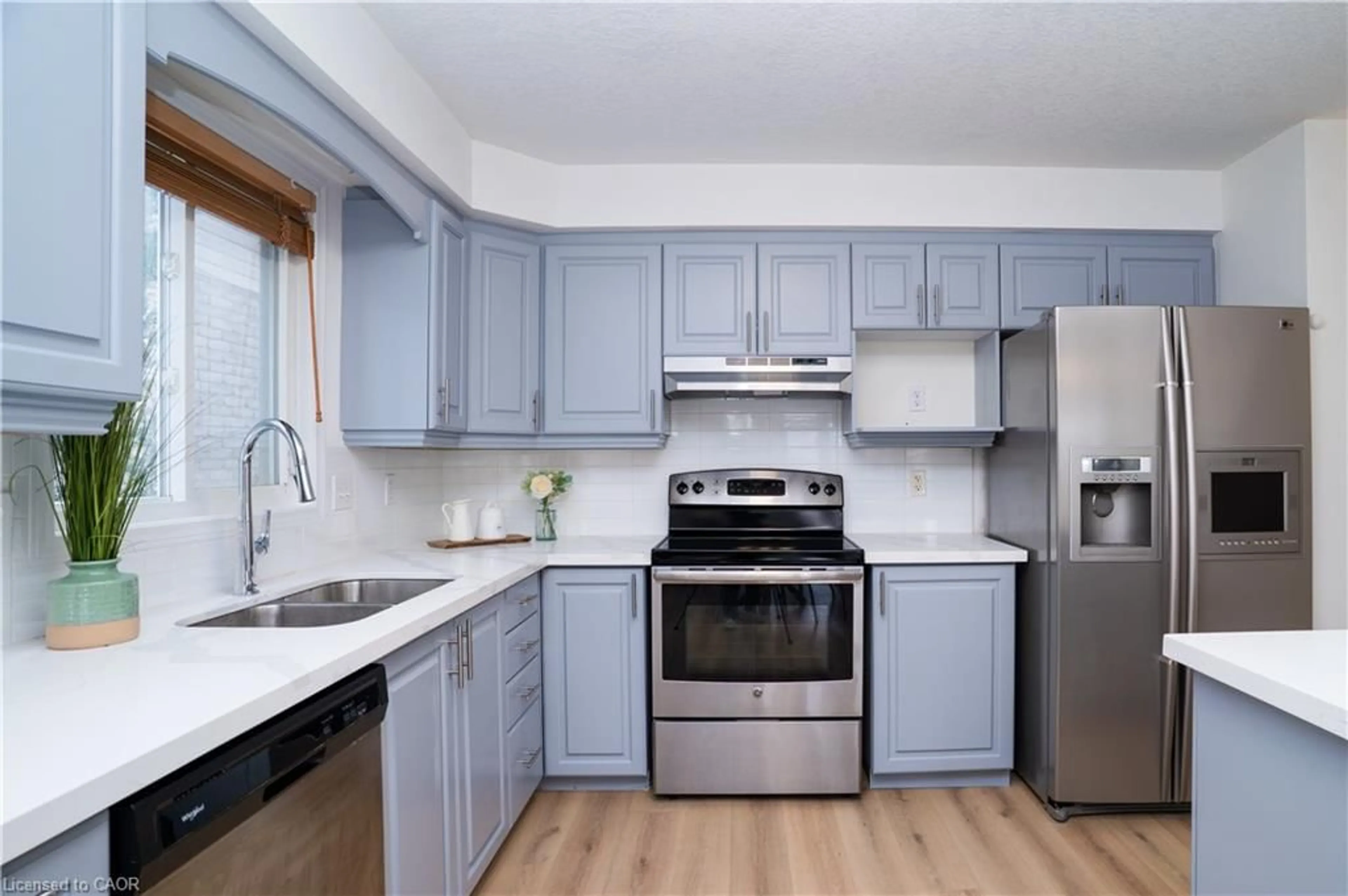 Unknown for 602 Winterberry Ave, Waterloo Ontario N2V 2W5