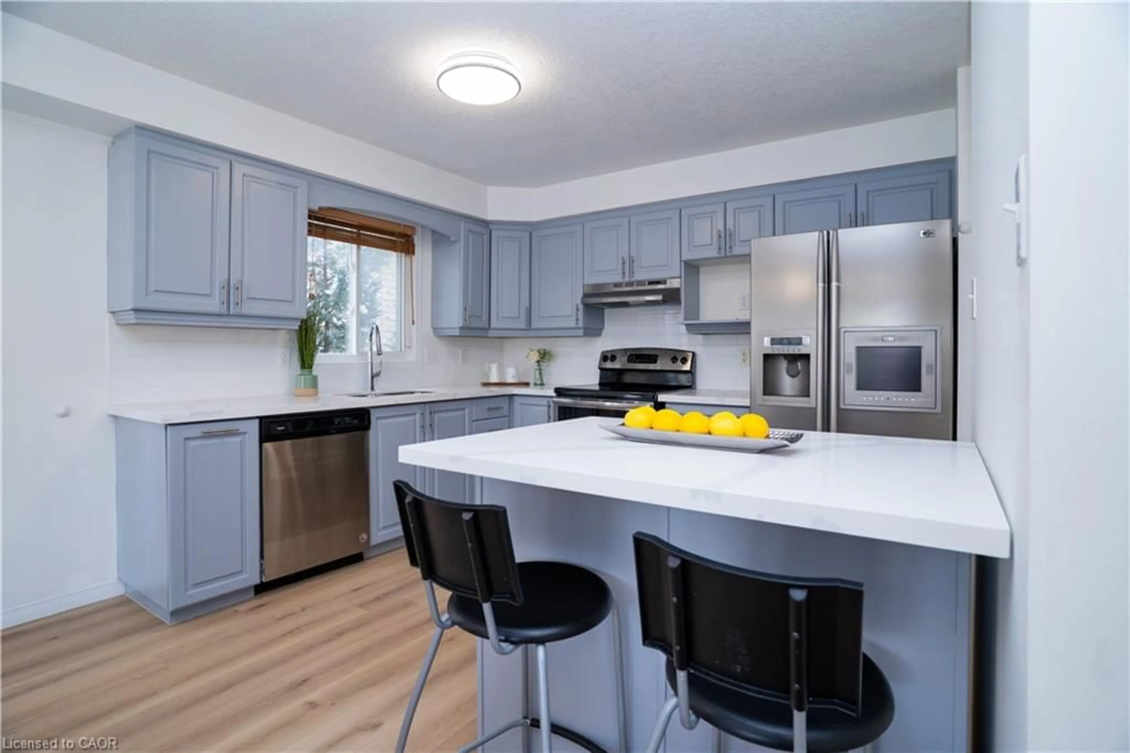 Open concept kitchen, unknown for 602 Winterberry Ave, Waterloo Ontario N2V 2W5