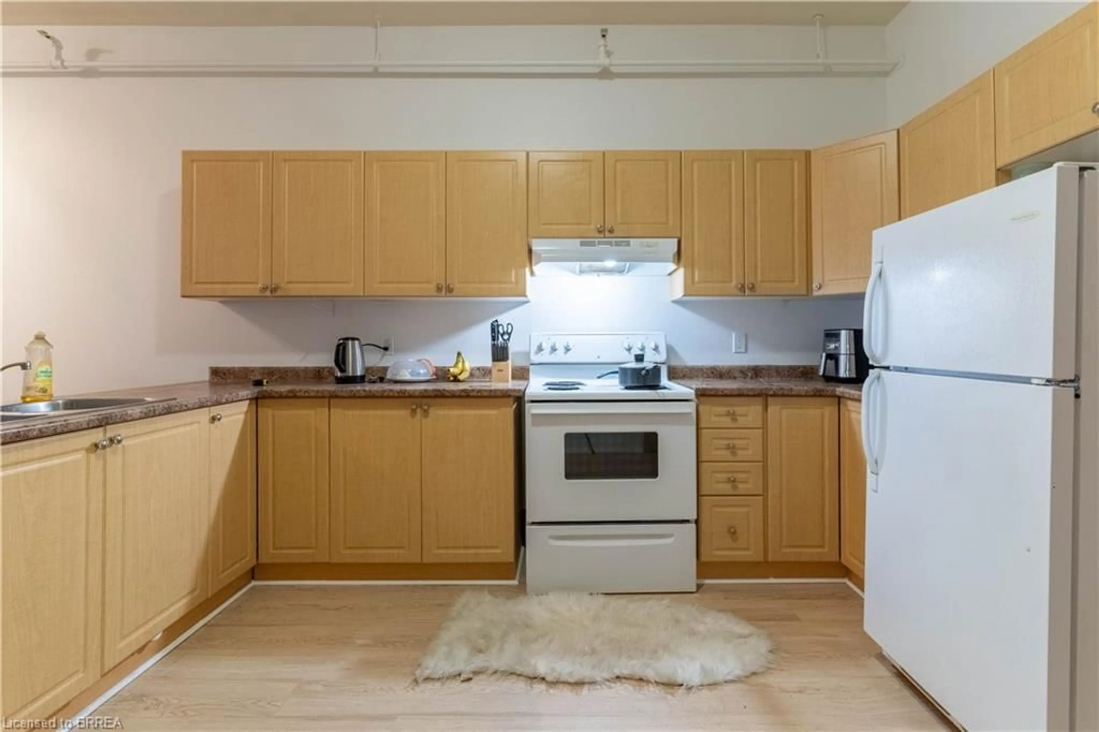 Standard kitchen, unknown for 150 Colborne St #405, Brantford Ontario N3T 2G7