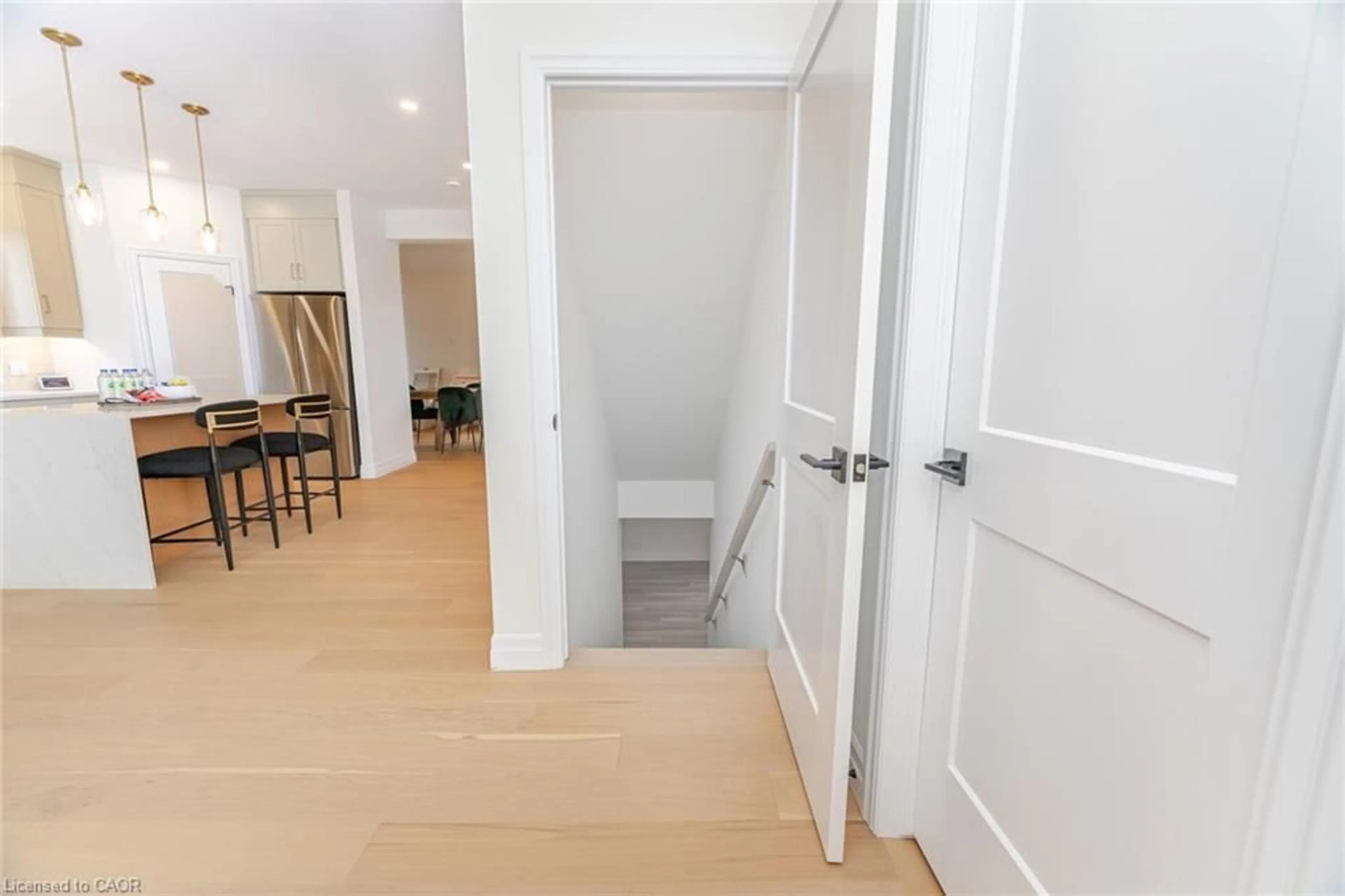 Indoor foyer for 2797 Red Maple Ave #4, Jordan Ontario L0R 1S0