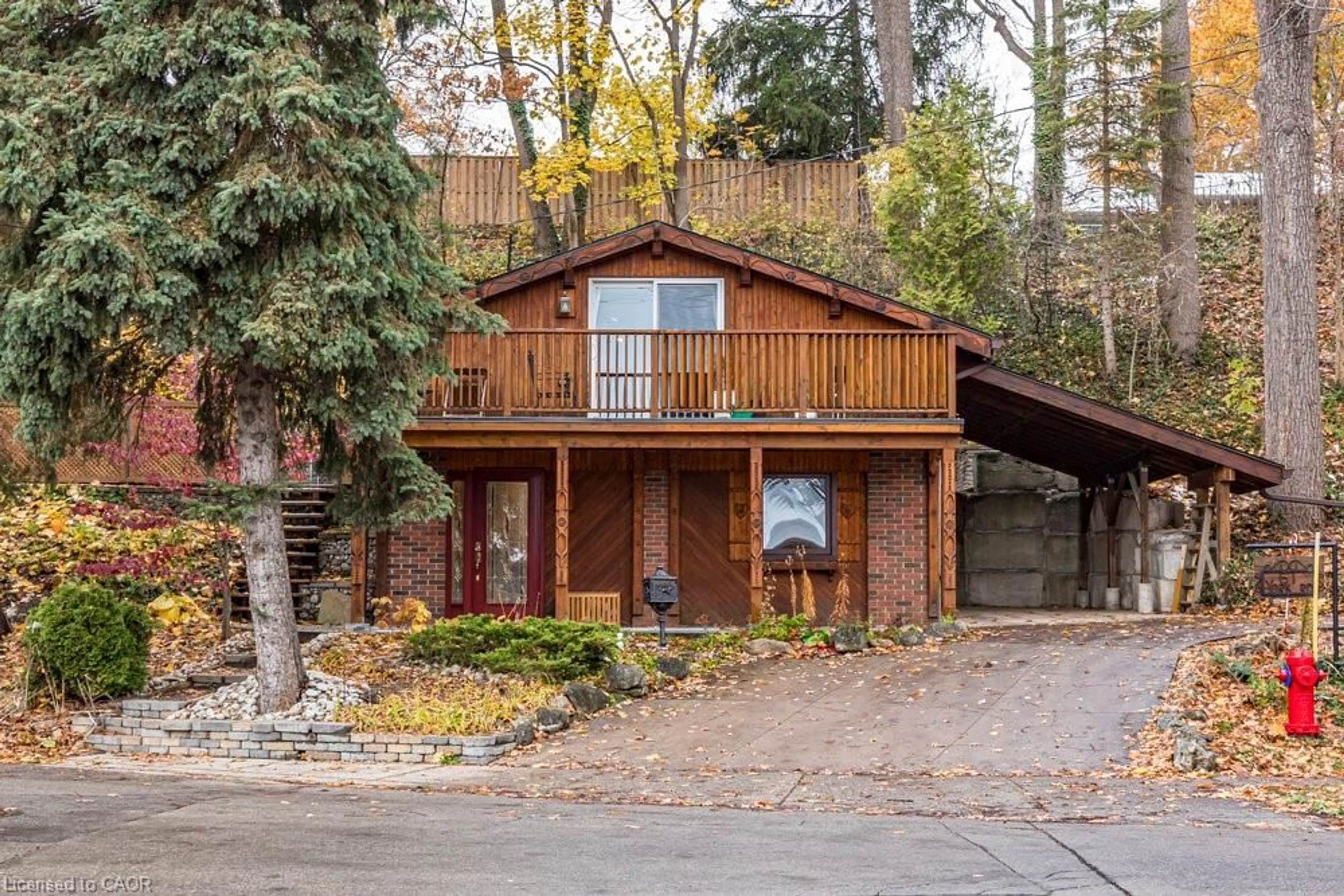 Patio, unknown for 61 York Rd, Dundas Ontario L9H 1L9