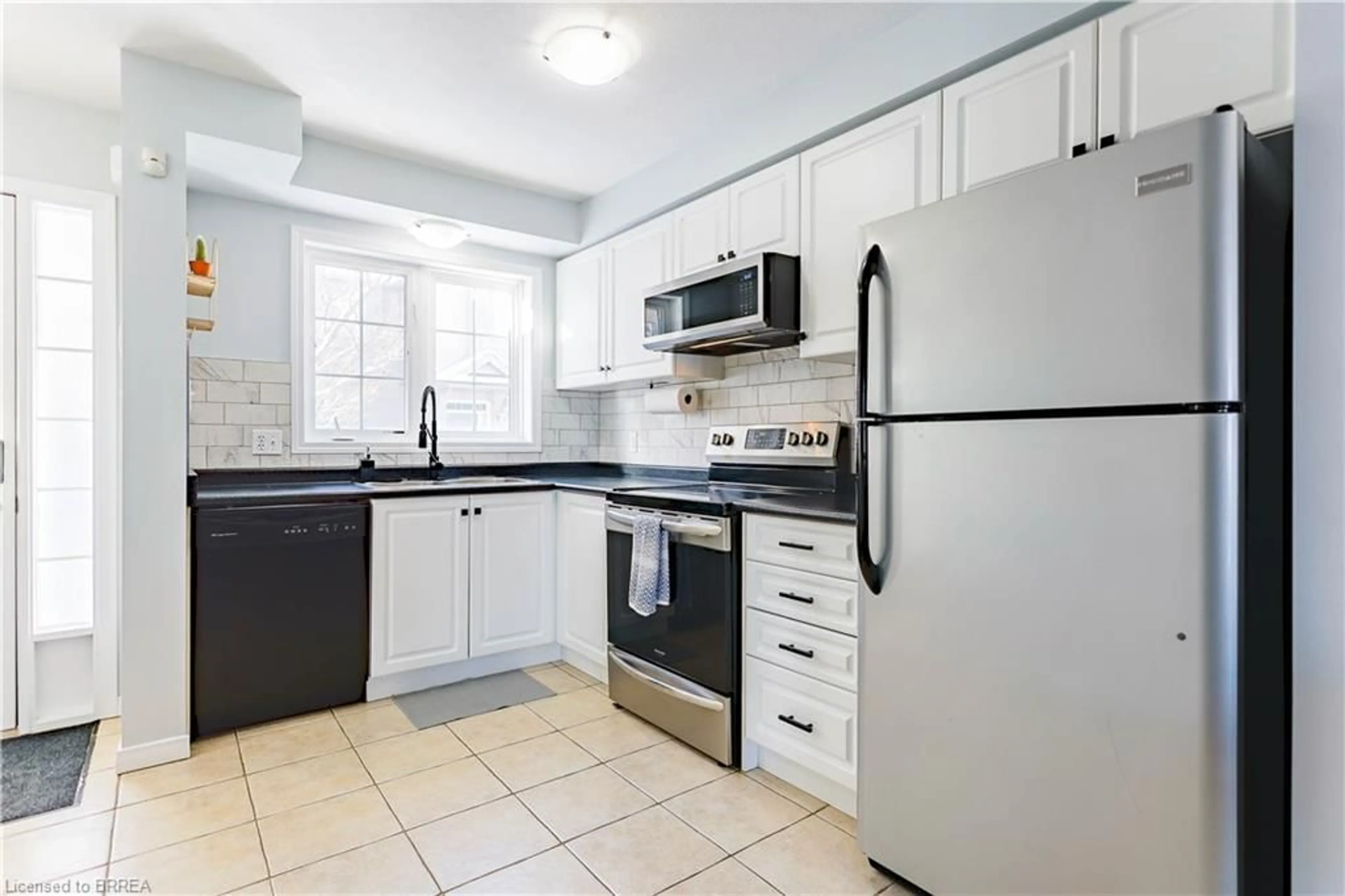 Standard kitchen, ceramic/tile floor for 1328 Upper Sherman Ave #3, Hamilton Ontario L8W 1C2