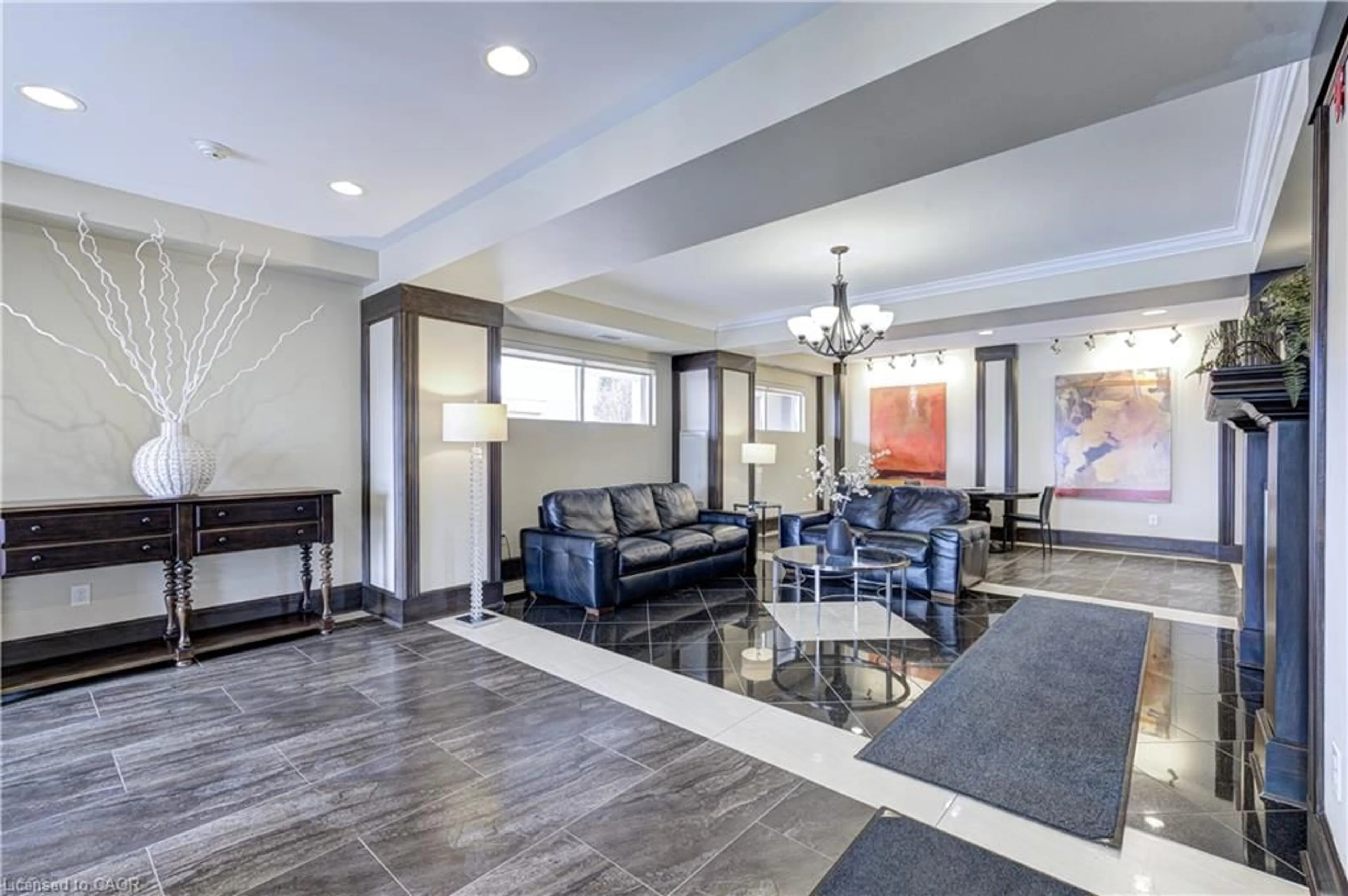 Lobby for 539 Belmont Ave #608, Kitchener Ontario N2M 0A2