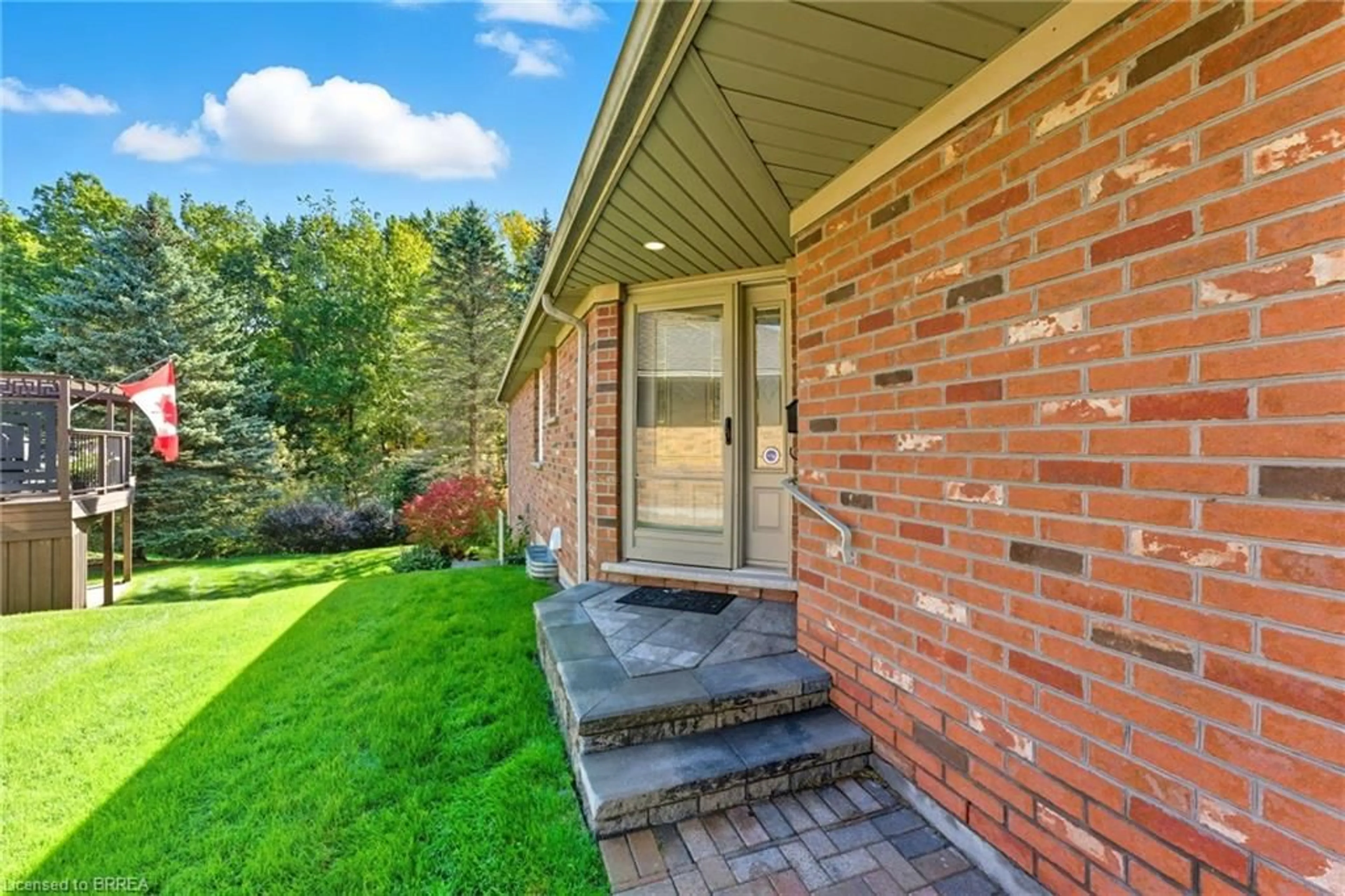 Home with brick exterior material, street for 422 Powerline Rd #34, Brantford Ontario N3R 8A1