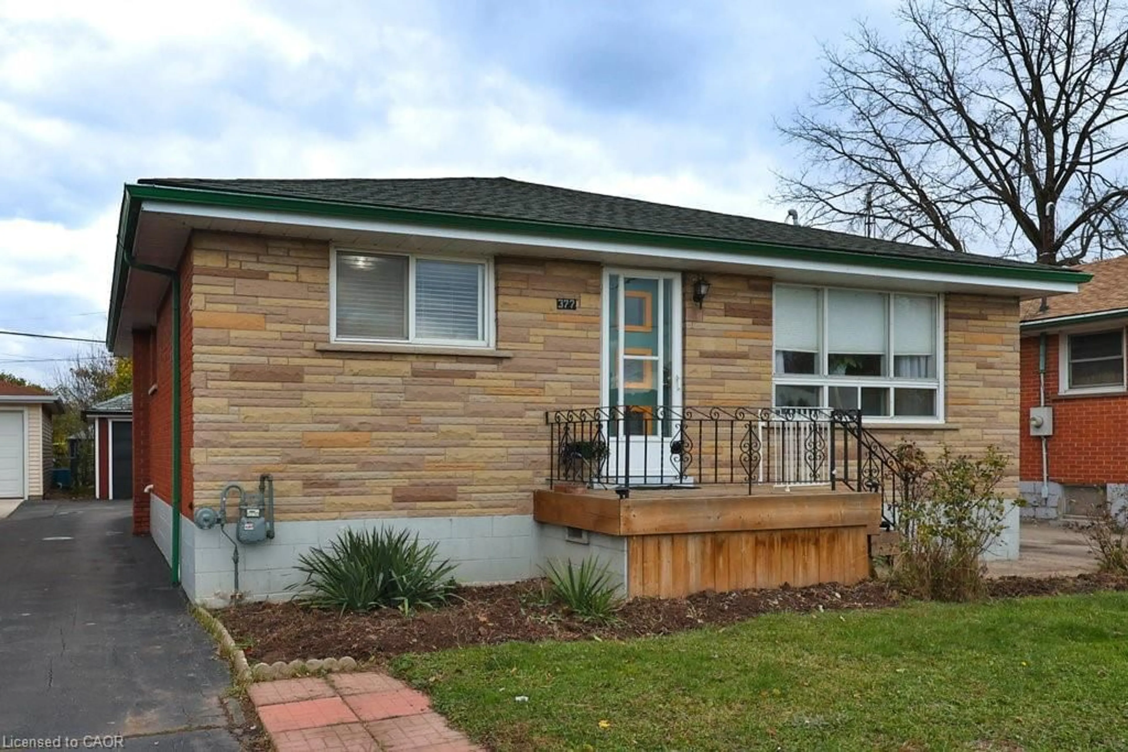 Home with brick exterior material, street for 377 Osborne St, Hamilton Ontario L8H 6S7