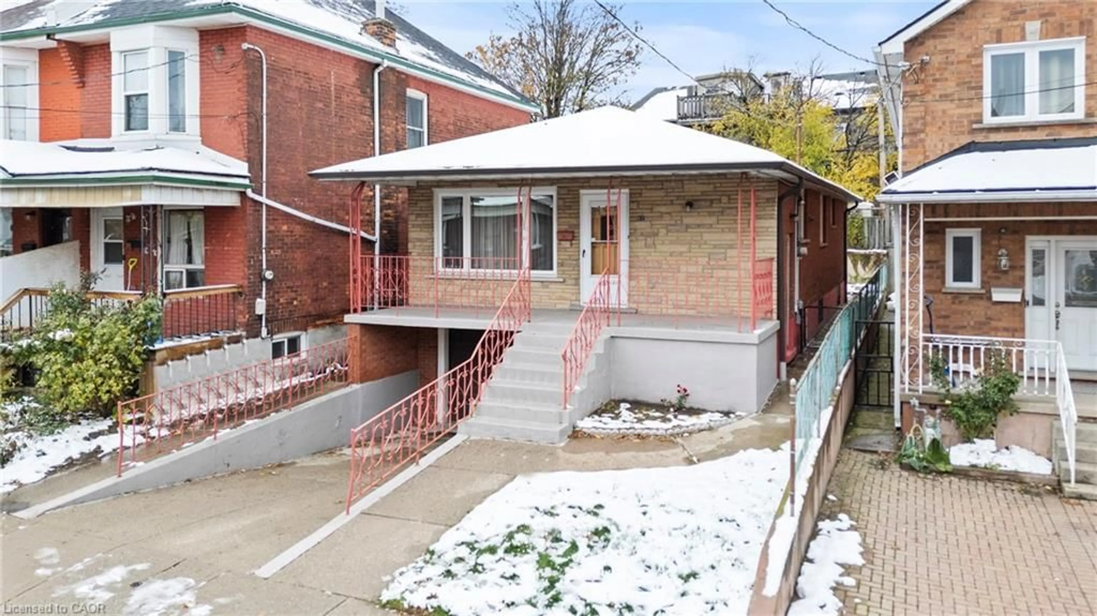 Home with brick exterior material, street for 67 Oxford St, Hamilton Ontario L8R 2W9