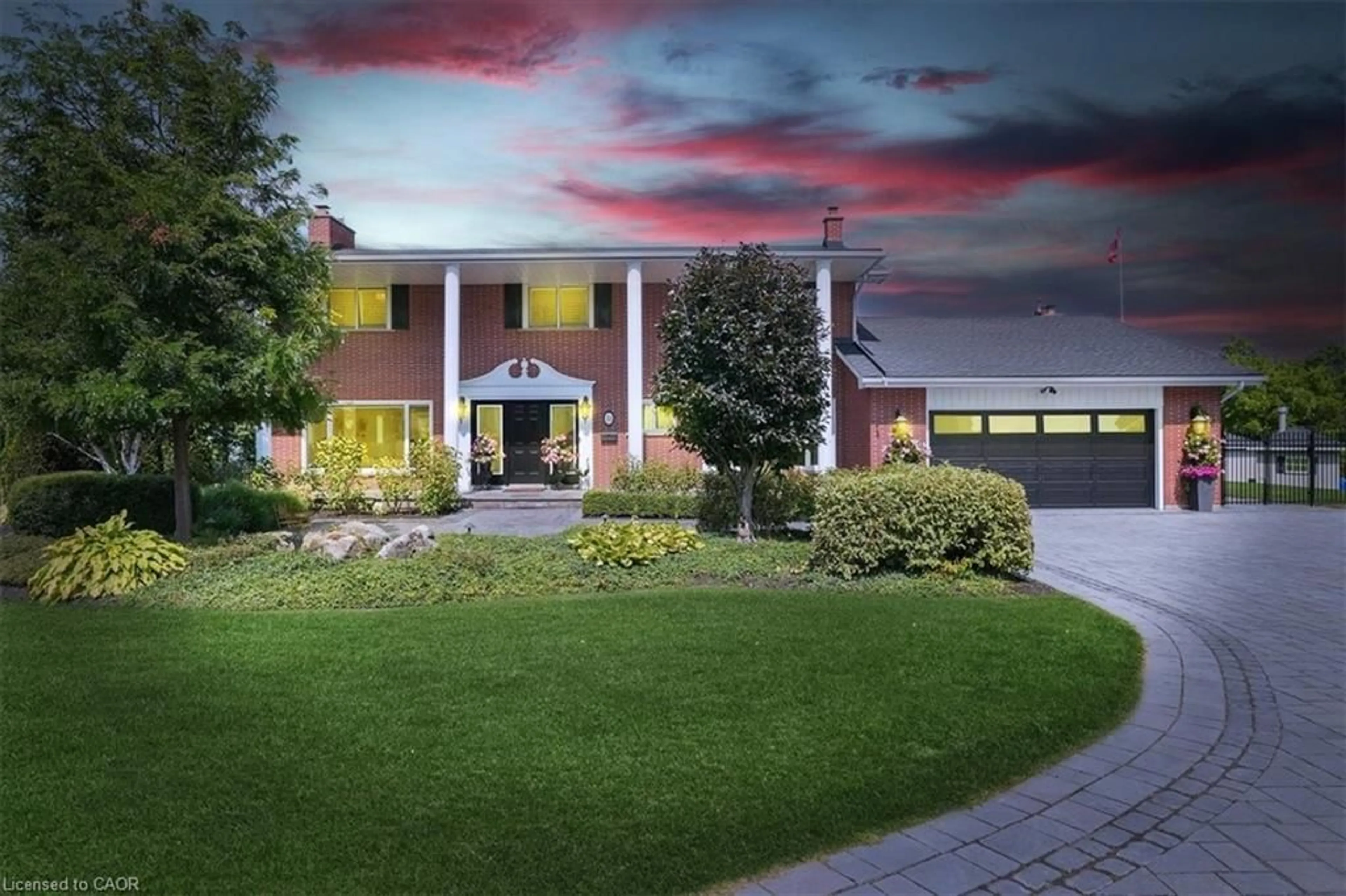 Unknown for 10 Azalea Crt, Stoney Creek Ontario L8J 1K4