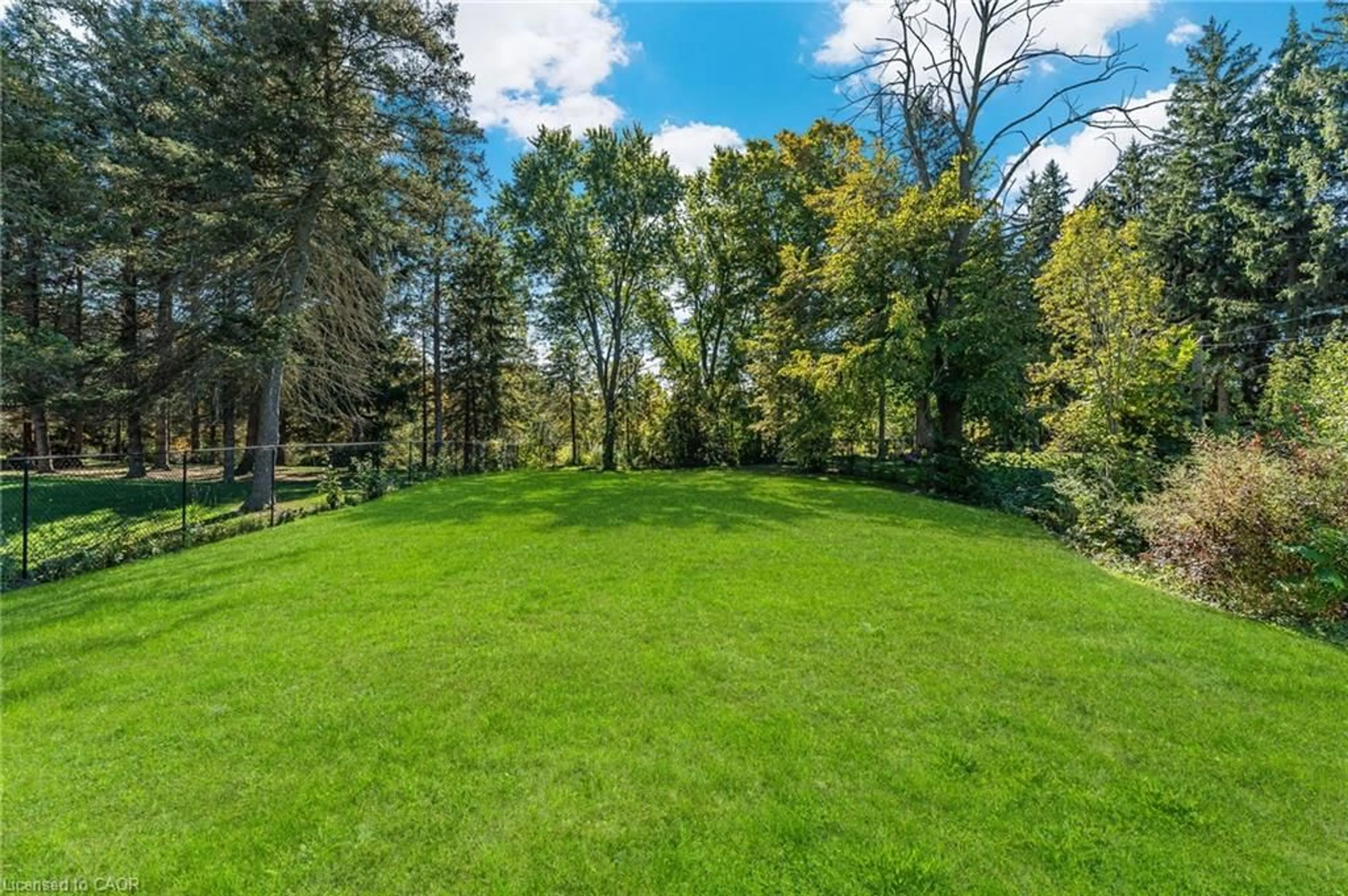 Patio, forest/trees view for 141 Riverbank Dr, Cambridge Ontario N3H 4R6