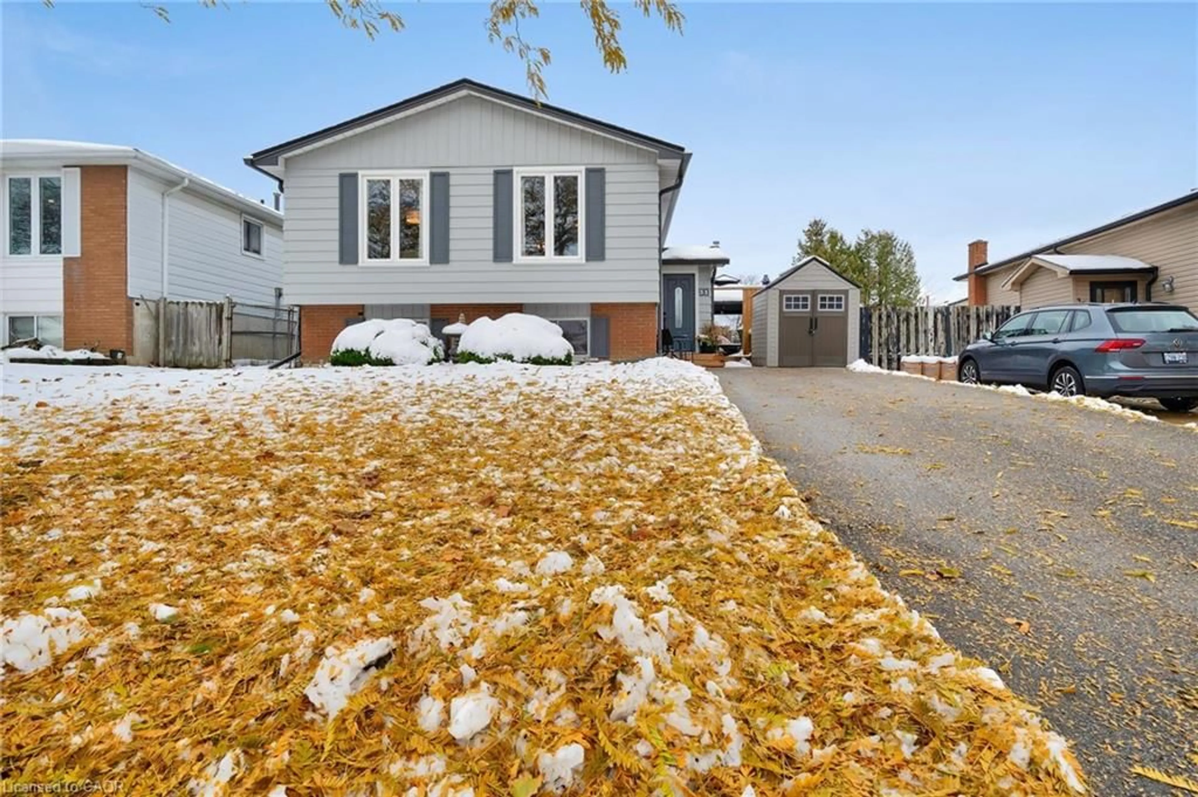 Unknown for 31 Raleigh St, Hamilton Ontario L8W 1H4