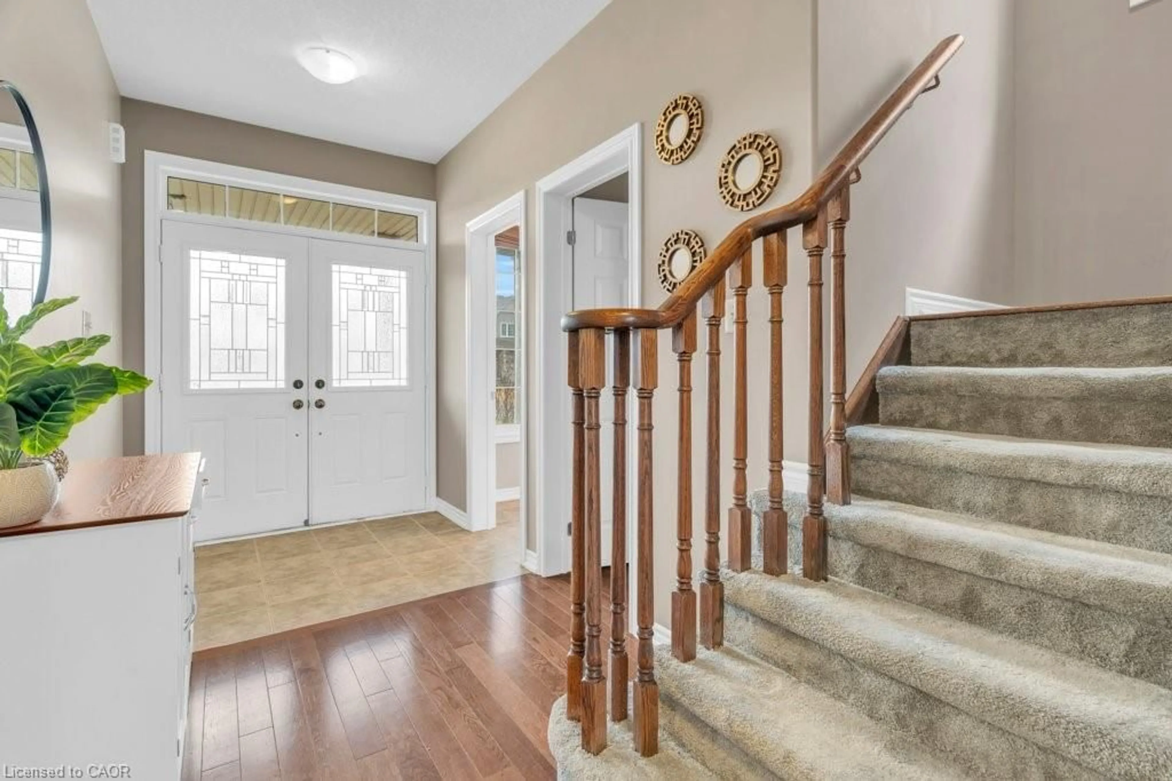 Indoor entryway for 247 Norwich Rd, Breslau Ontario N0B 1M0
