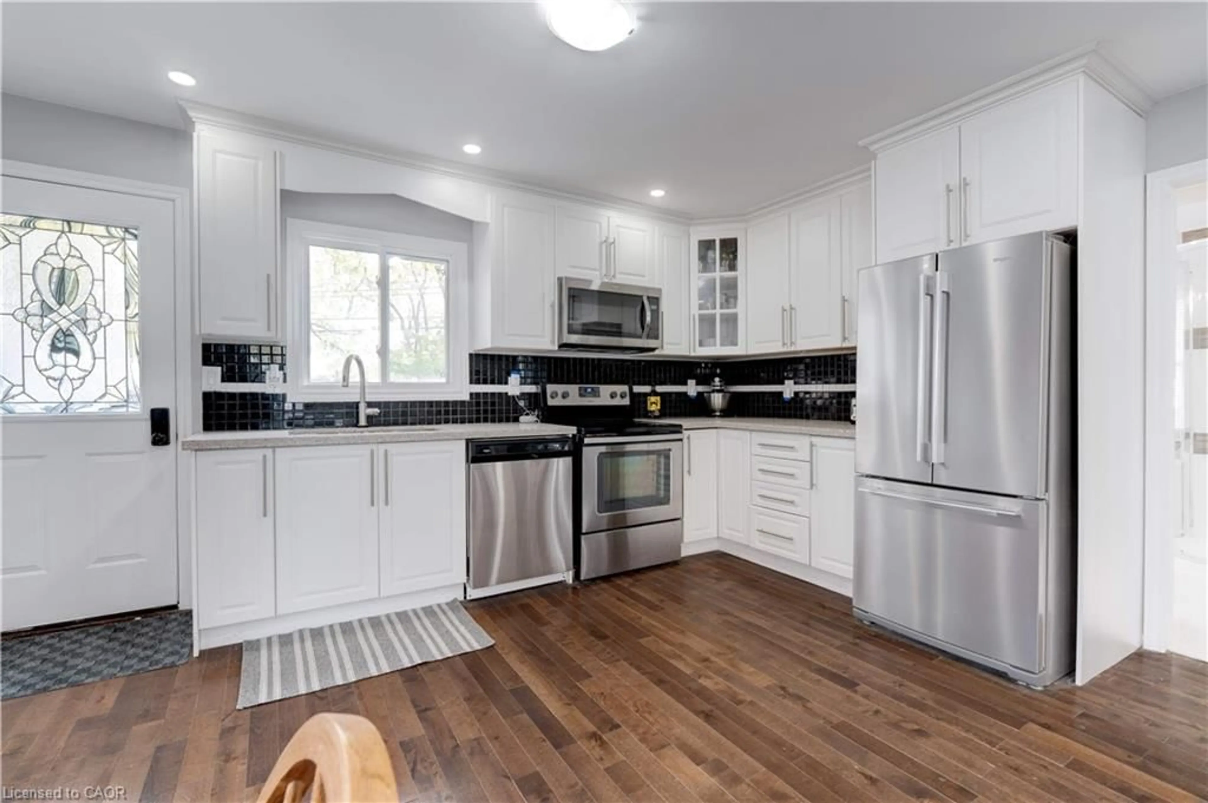 Open concept kitchen, unknown for 284 Walter Ave, Hamilton Ontario L8H 5R4