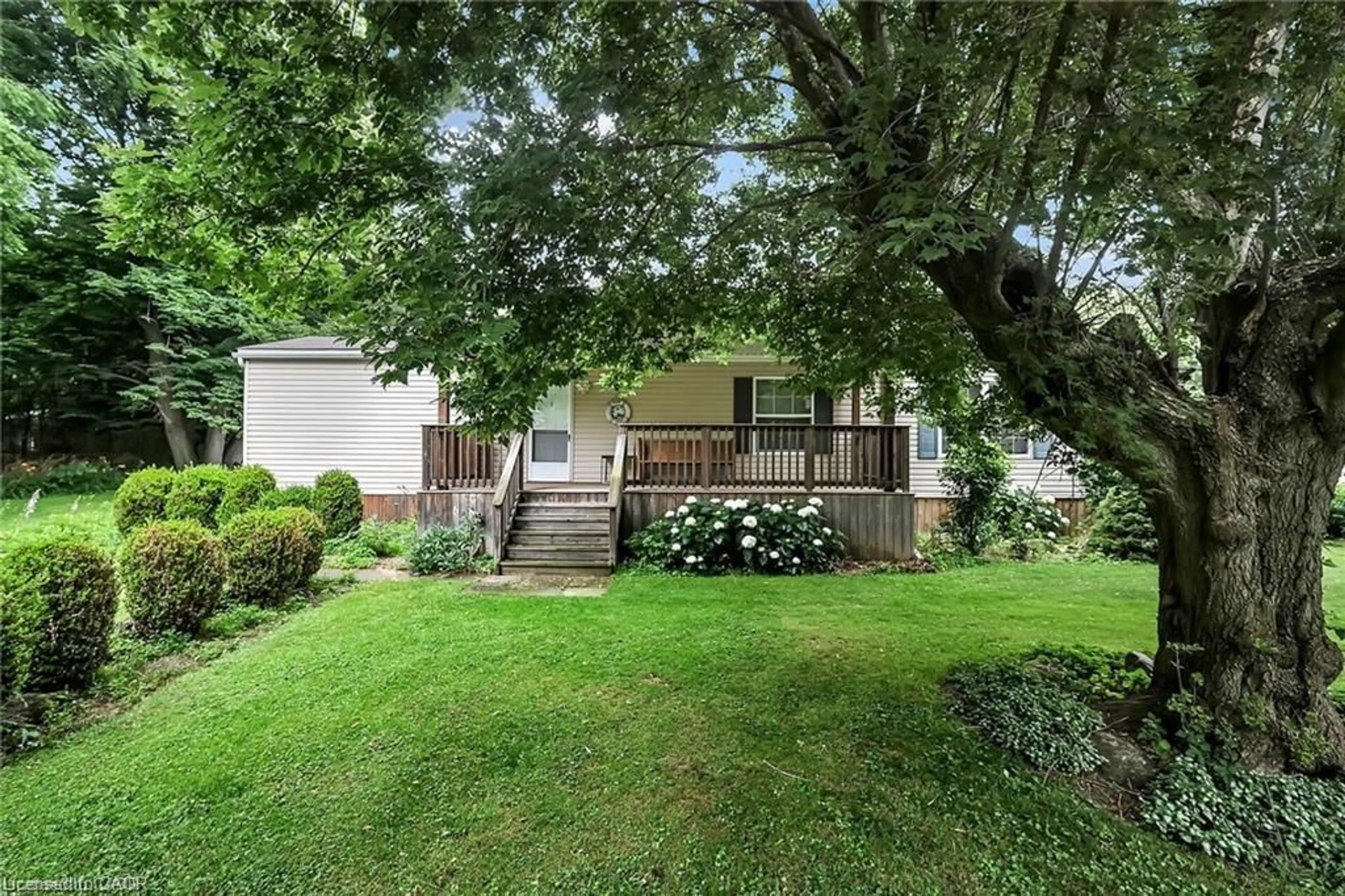 A pic from outside/outdoor area/front of a property/back of a property/a pic from drone, unknown for 29 Courish Lane, Cayuga Ontario N0A 1E0