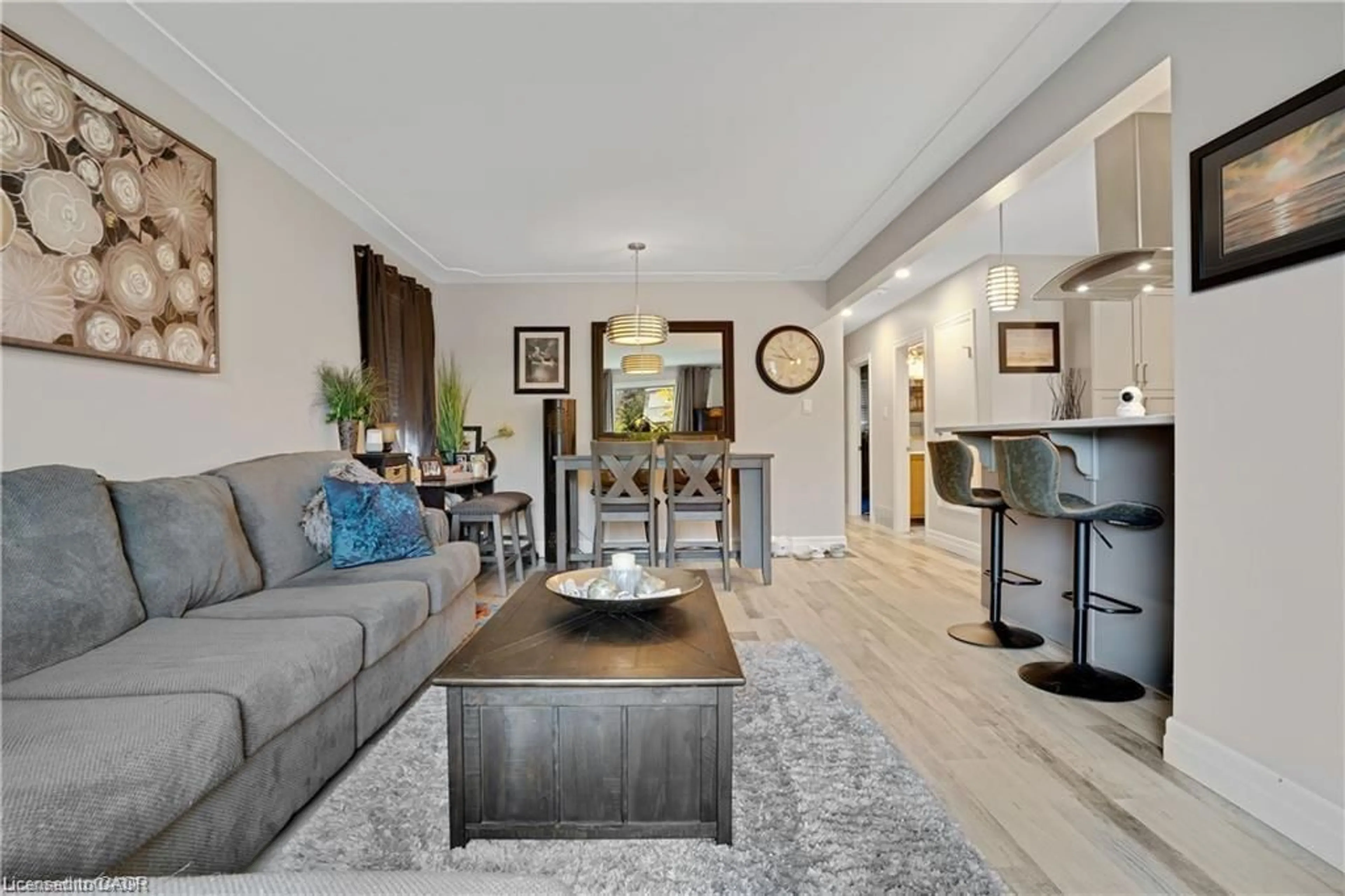 Living room with furniture, unknown for 111 Franklin St, Kitchener Ontario N2A 1Y3