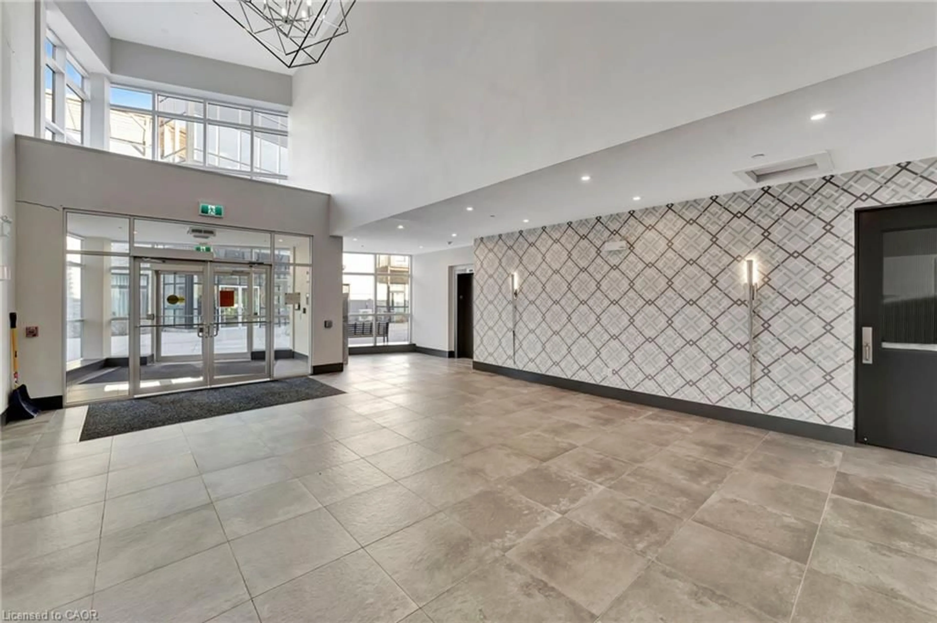 Lobby for 85B Morrell St #117, Brantford Ontario N3T 4J6