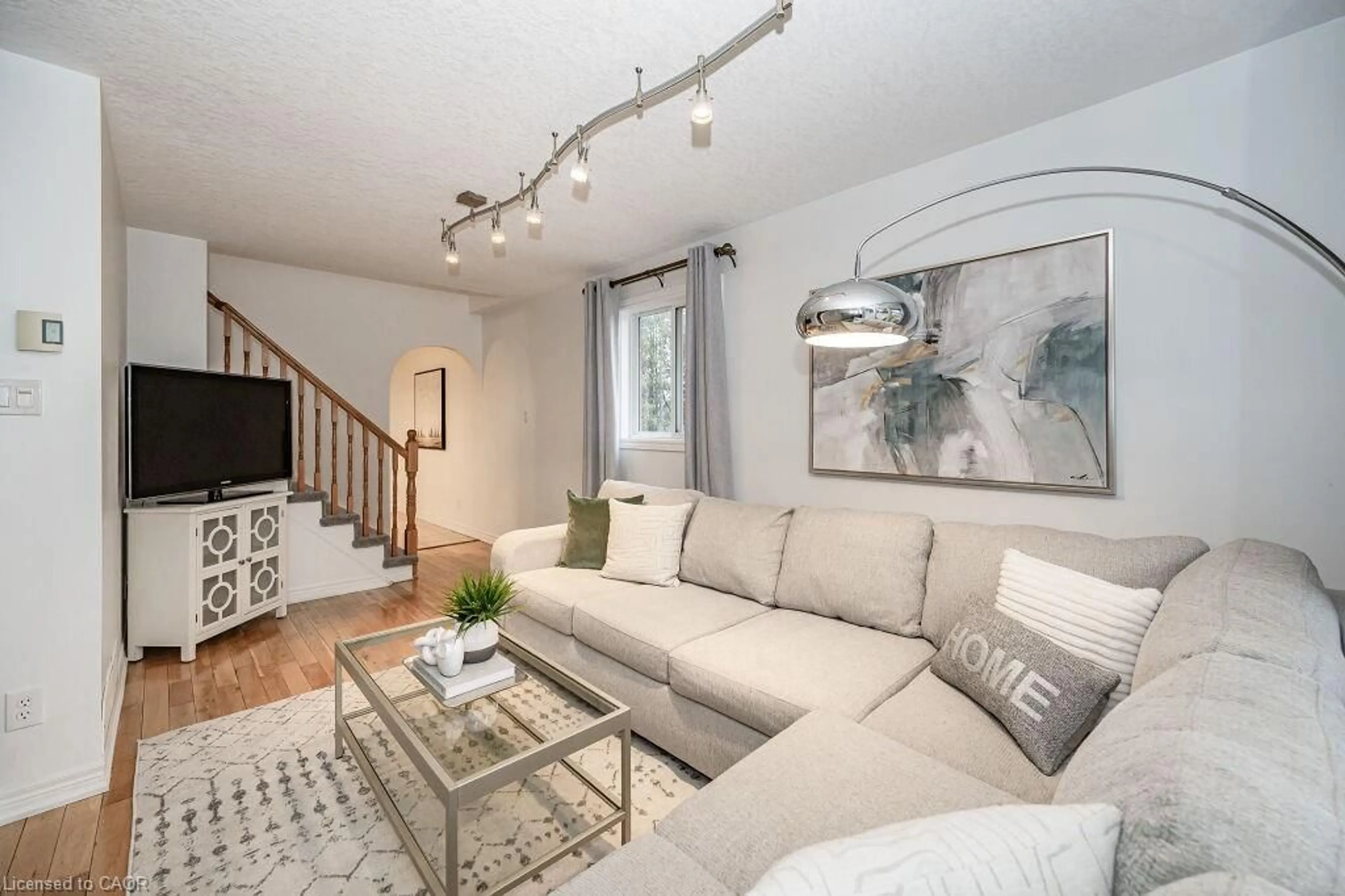 Living room with furniture, unknown for 61 Schueller St, Kitchener Ontario N2K 3W2