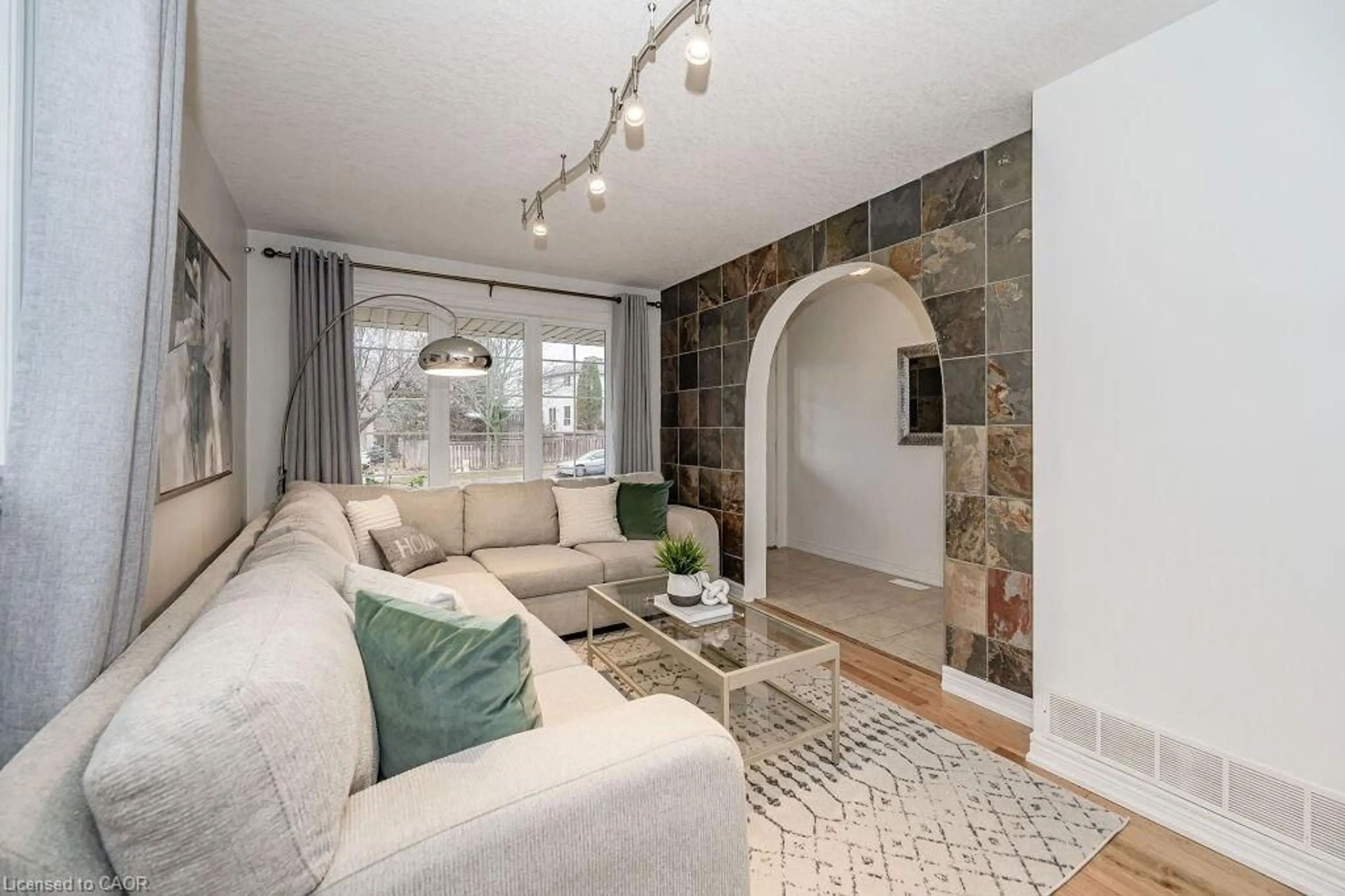 Living room with furniture, unknown for 61 Schueller St, Kitchener Ontario N2K 3W2