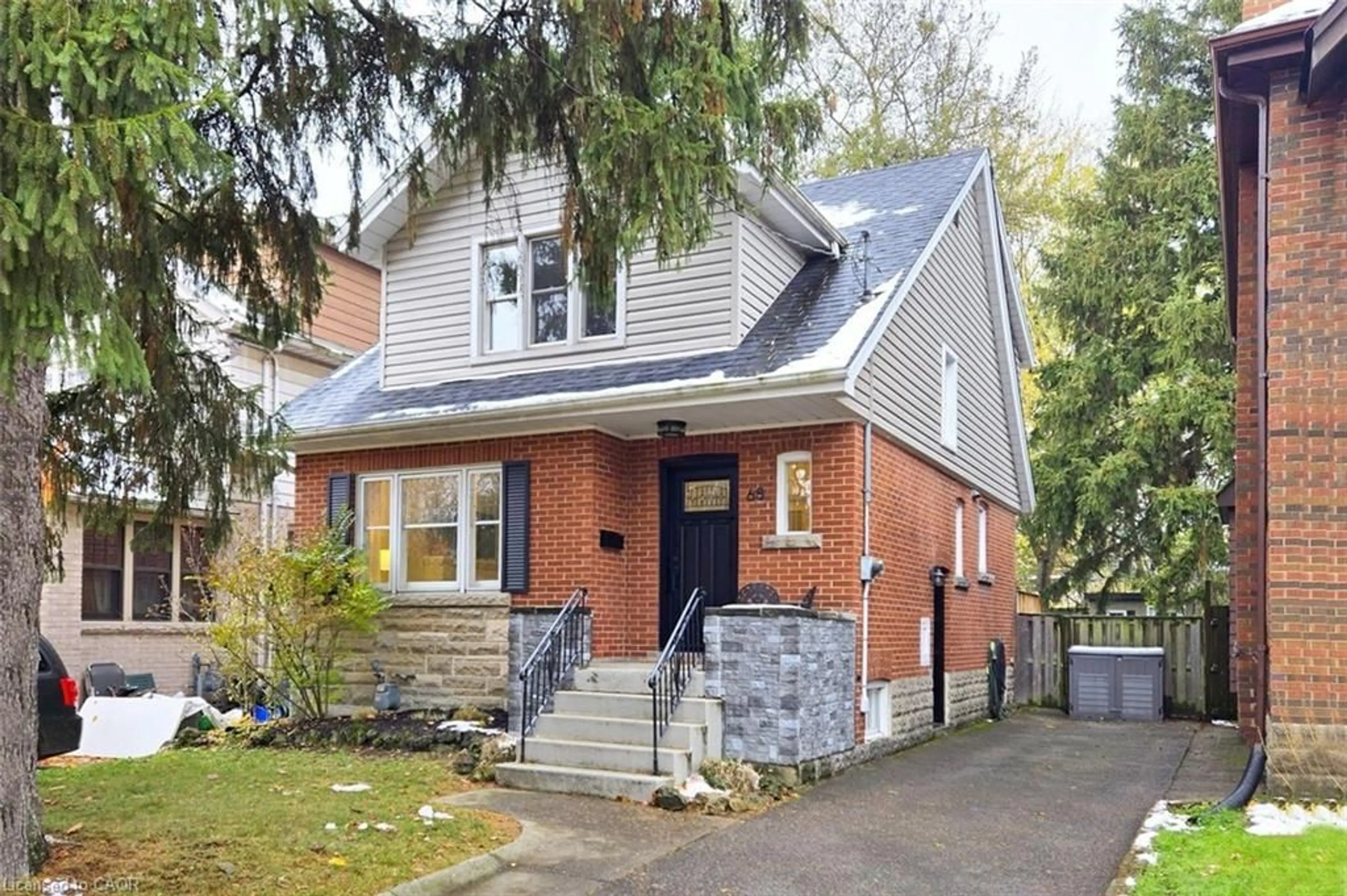Home with brick exterior material, street for 68 Bond St, Hamilton Ontario L8S 1S7