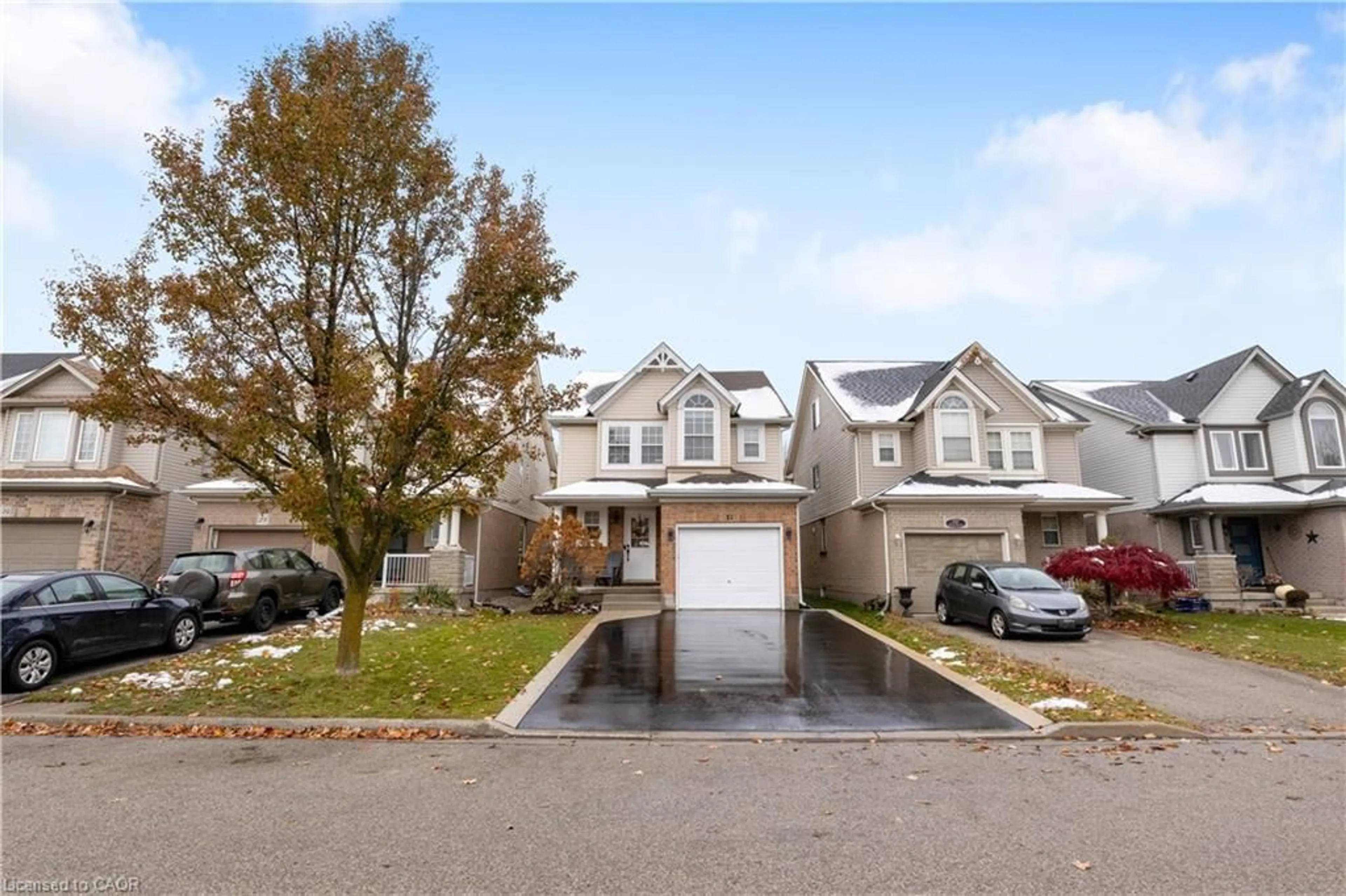 Unknown for 32 Maryann Price Lane, Cambridge Ontario N3C 4K6