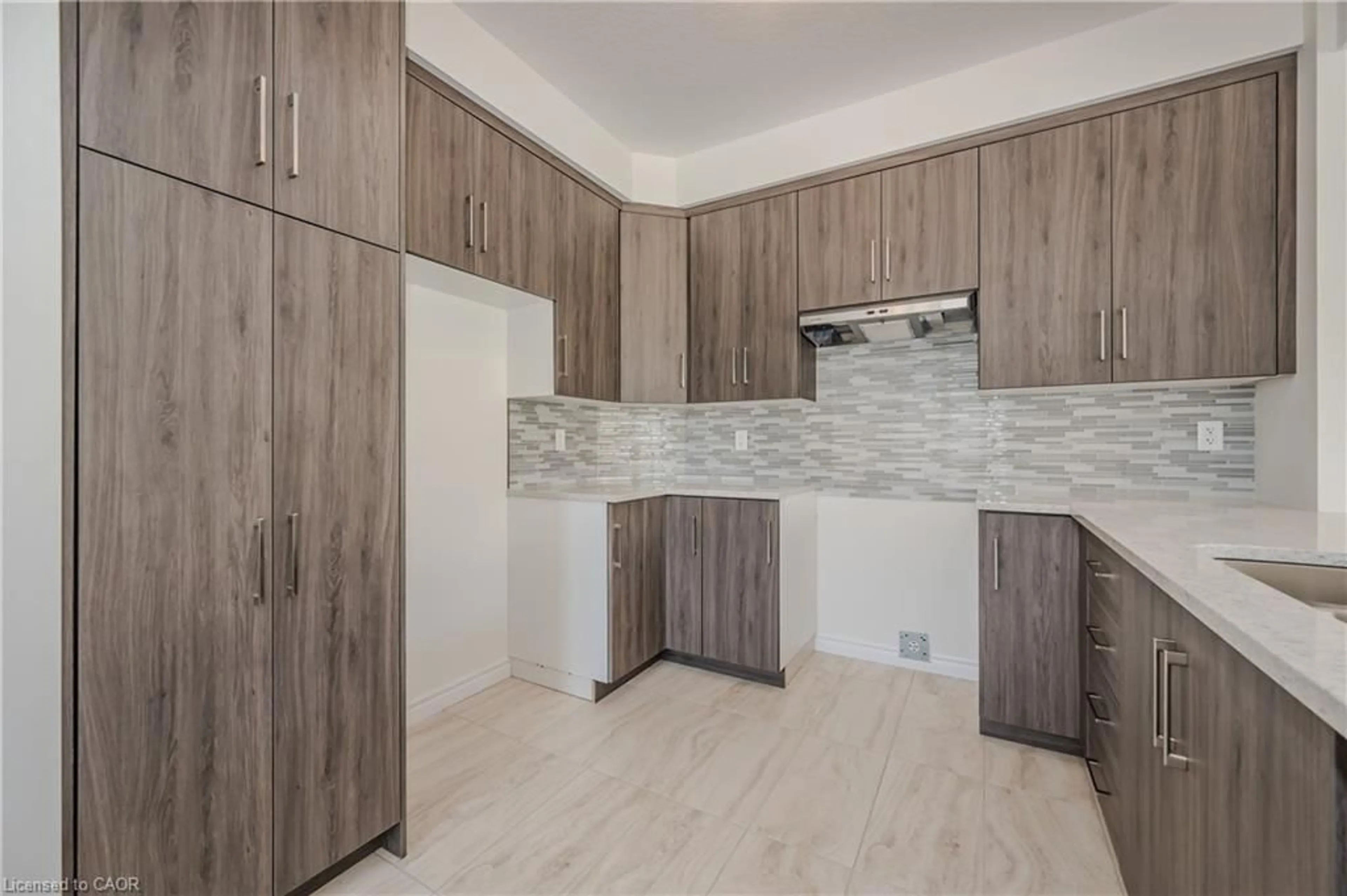 Unknown for 306 Robert Woolner St, Ayr Ontario N0B 1E0