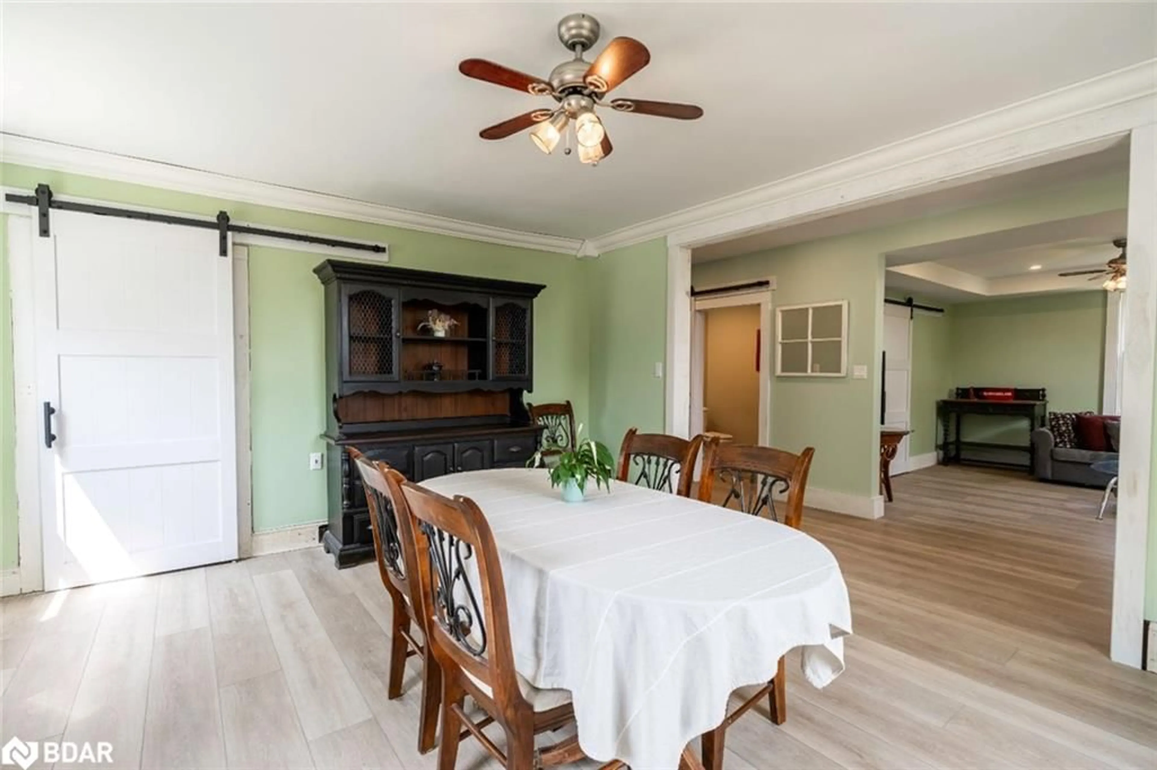 Dining room, wood/laminate floor for 4396 Penetanguishene Rd, Hillsdale Ontario L0L 1V0
