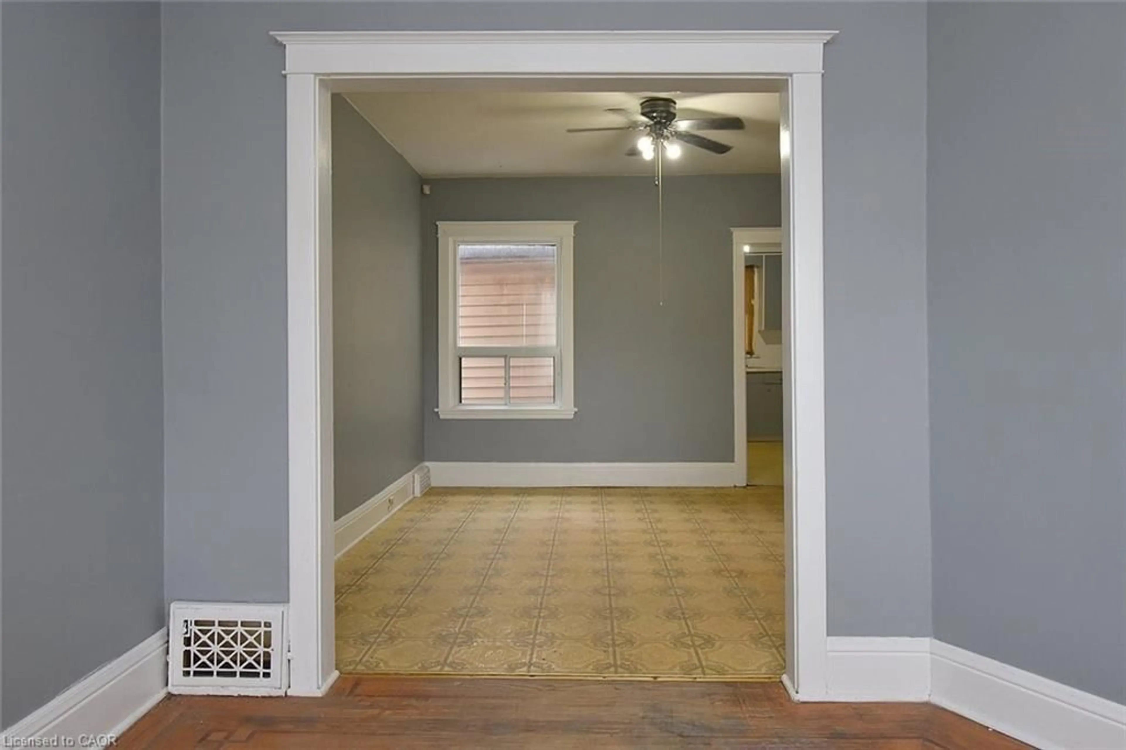 A pic of a room for 69 Gage Ave, Hamilton Ontario L8L 6Z8