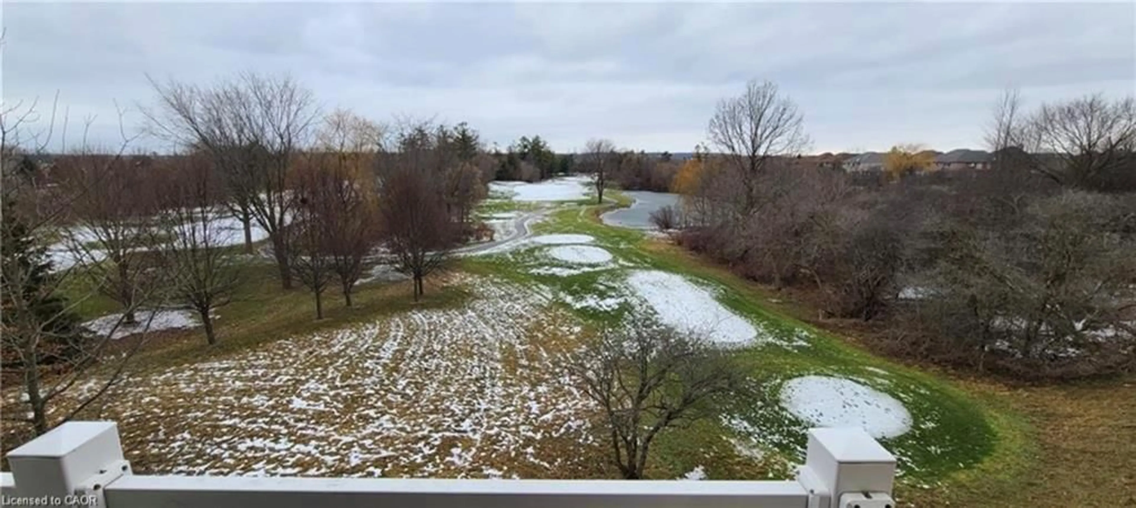 A pic from outside/outdoor area/front of a property/back of a property/a pic from drone, water/lake/river/ocean view for 520 Silken Lauamnn Dr, Newmarket Ontario L3X 2S7