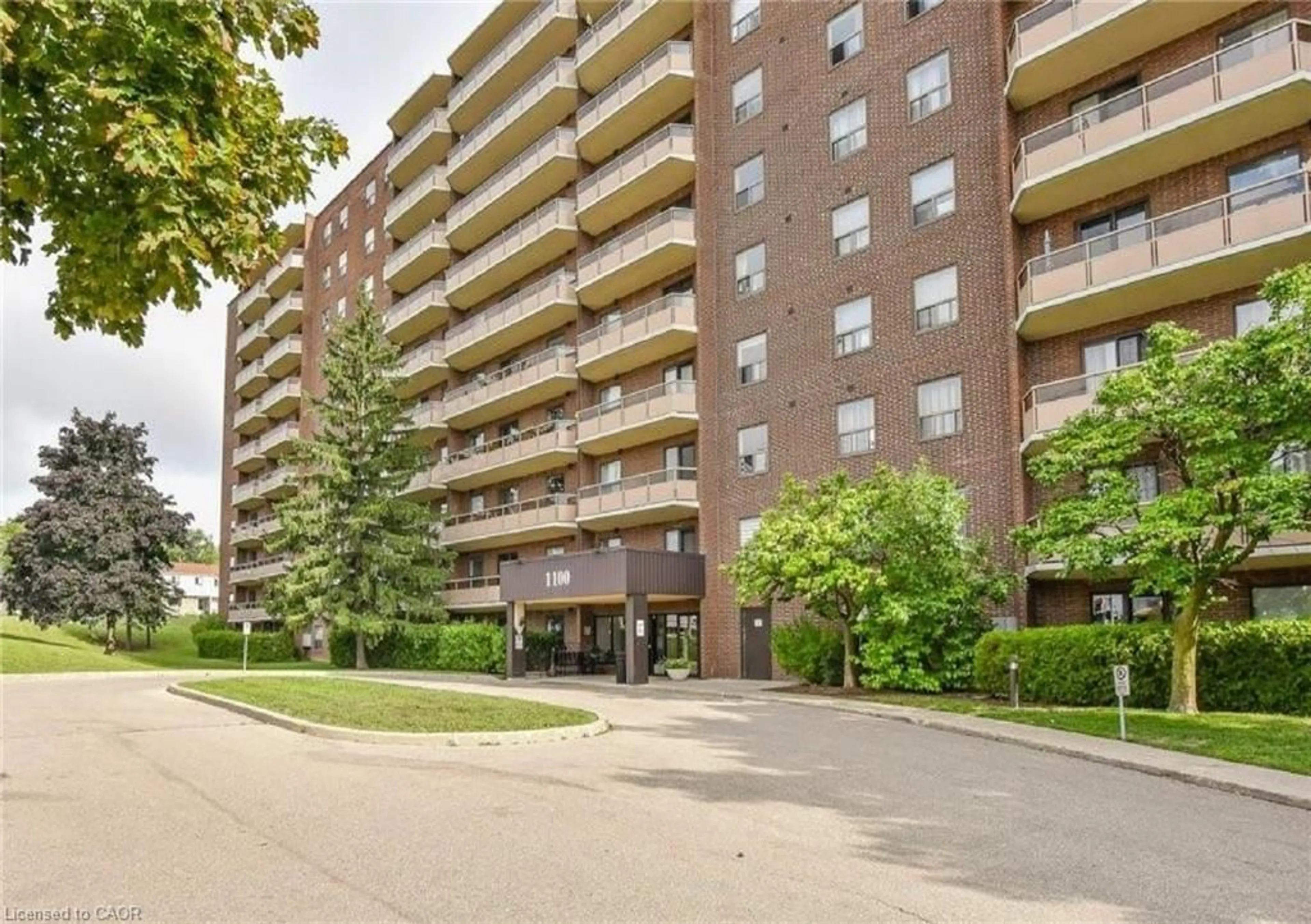 Patio, street for 1100 Courtland Ave #715, Kitchener Ontario N2C 2H9