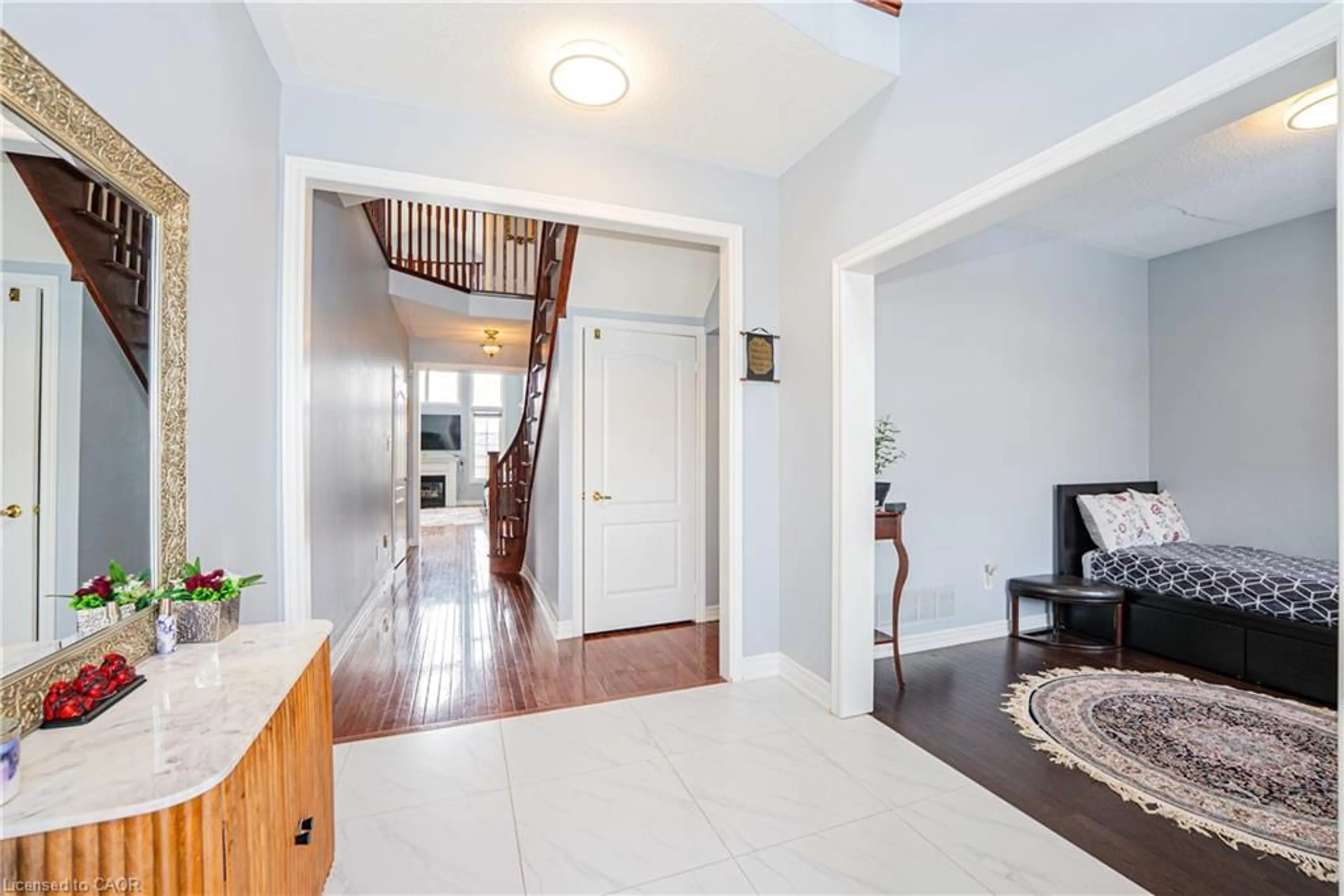 Indoor entryway for 66 Southlake Blvd, Brampton Ontario L6V 4P1