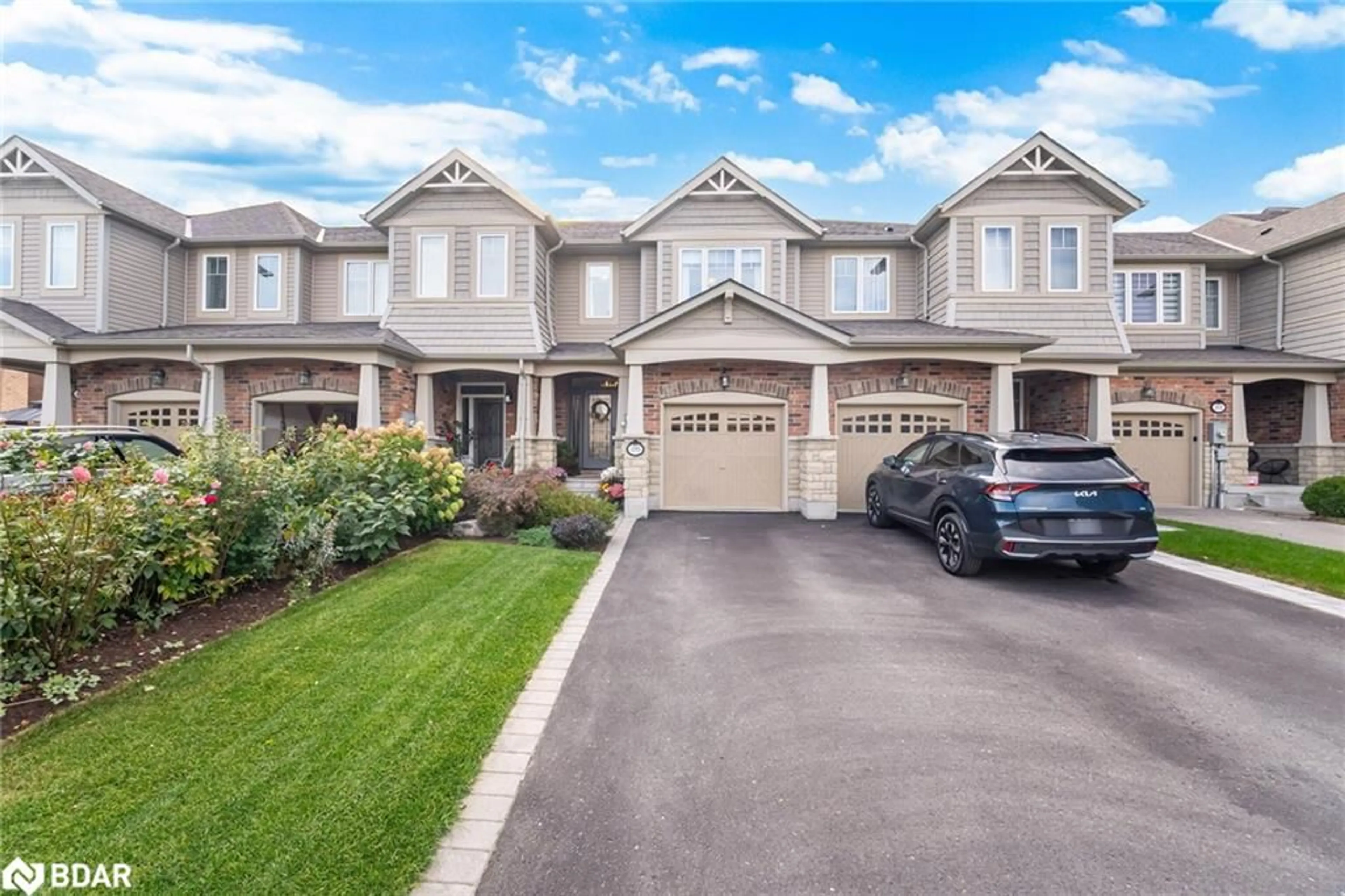 Unknown for 26 Vinewood Rd, Caledon Ontario L7C 4A9