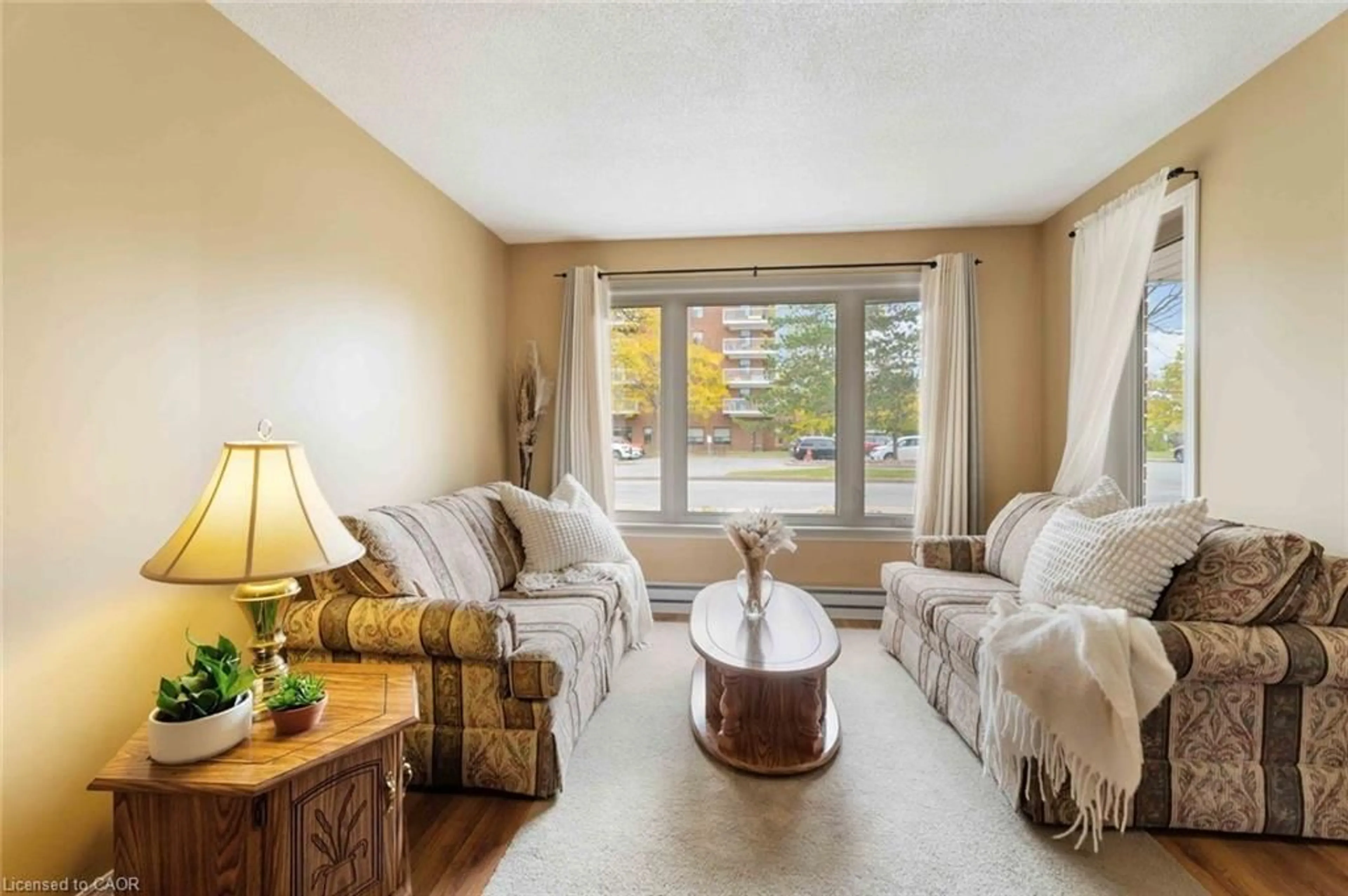 Living room with furniture, unknown for 35 Nova Cres #7, Welland Ontario L3C 6P8