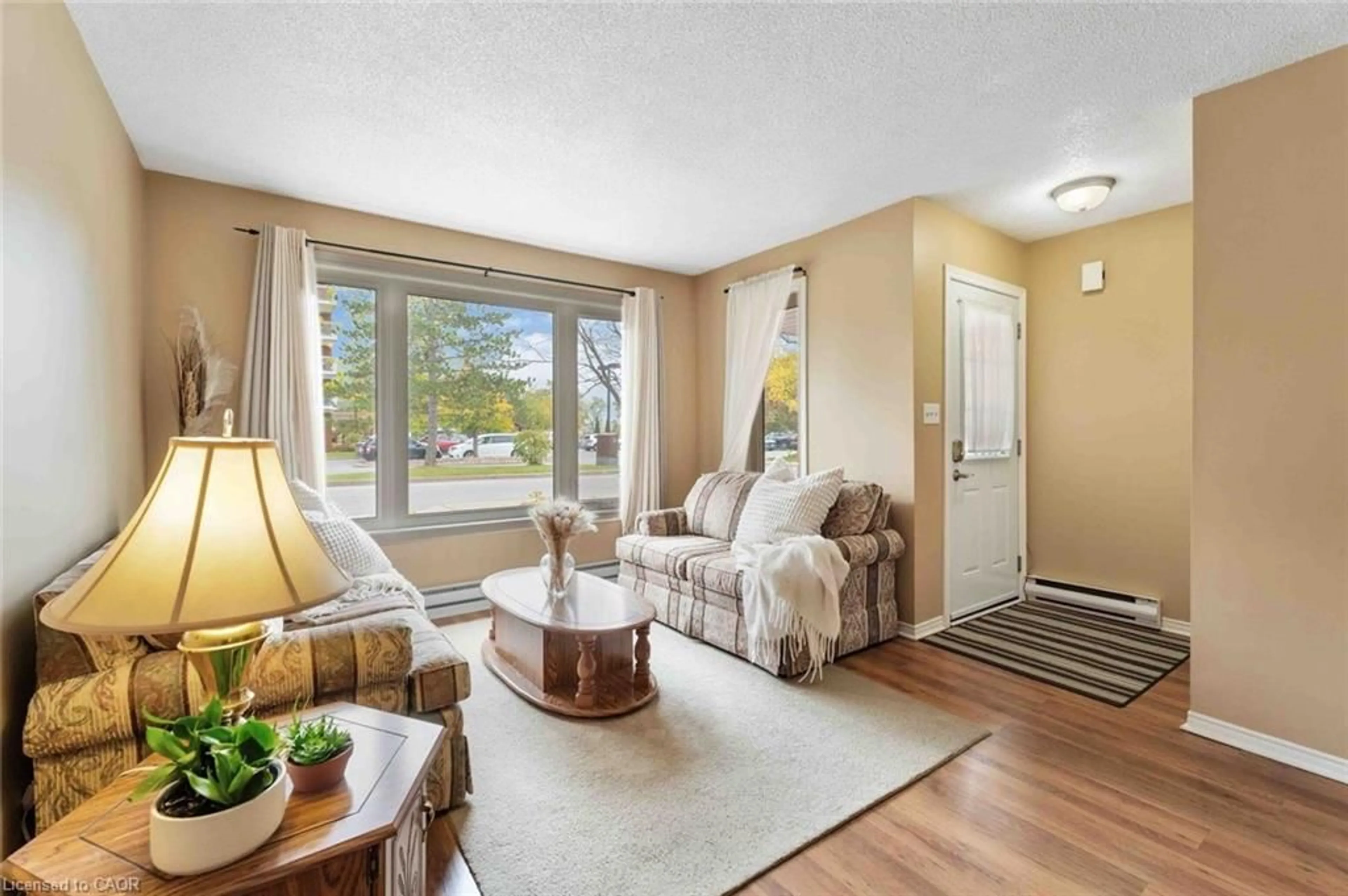 Living room with furniture, unknown for 35 Nova Cres #7, Welland Ontario L3C 6P8