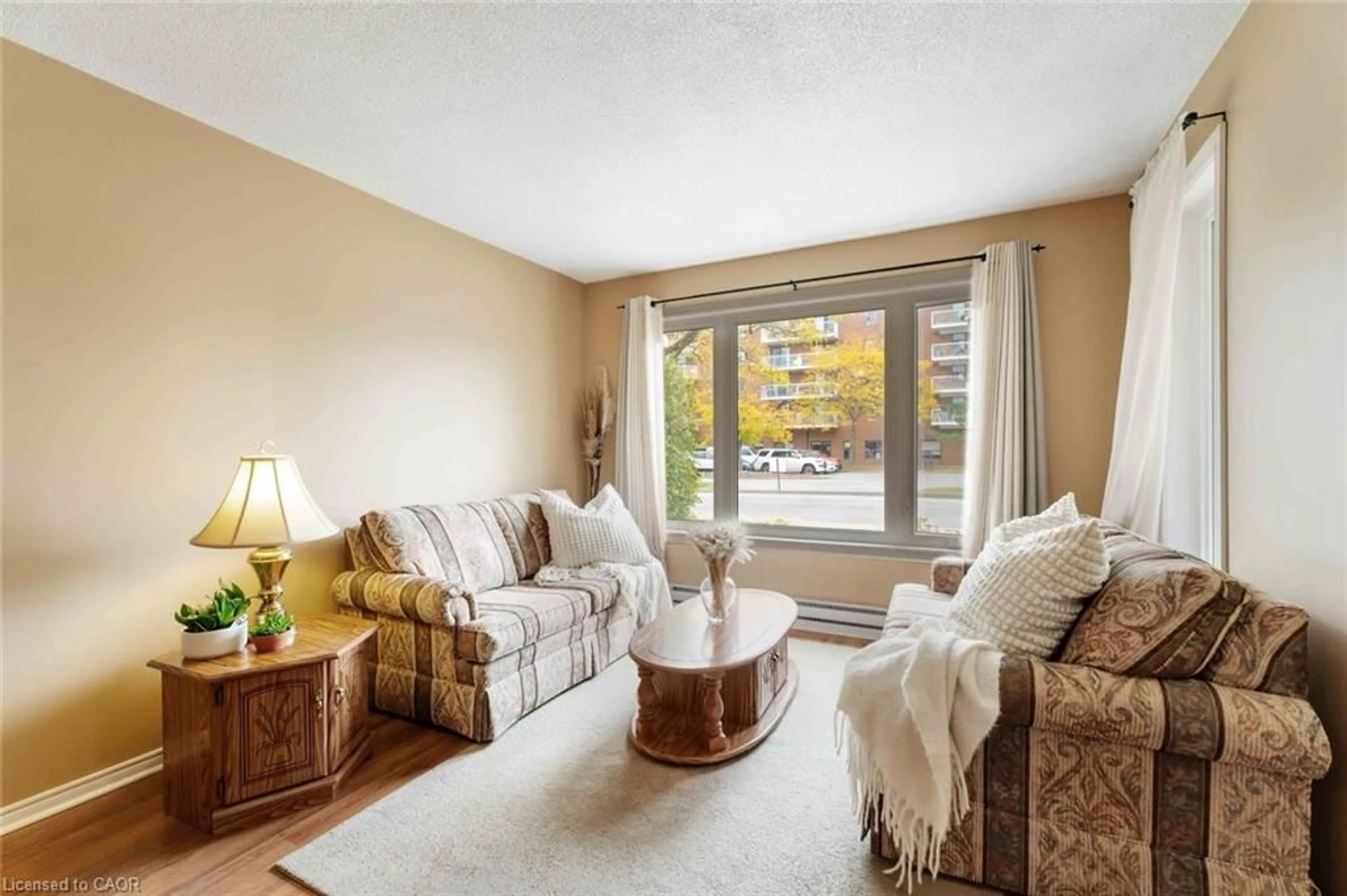 Living room with furniture, unknown for 35 Nova Cres #7, Welland Ontario L3C 6P8