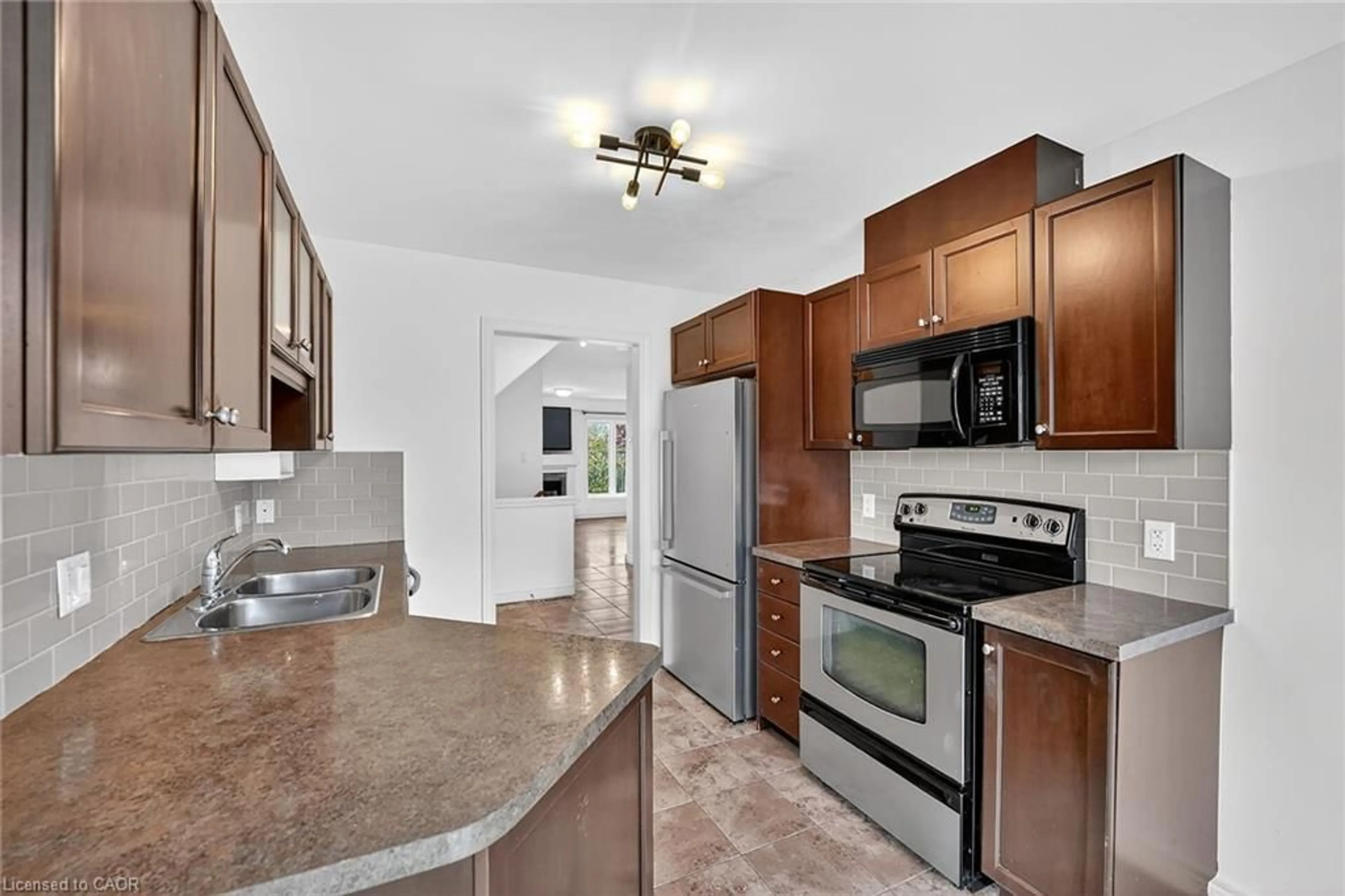 Standard kitchen, ceramic/tile floor for 4471 Comfort Cres, Beamsville Ontario L3J 1M2