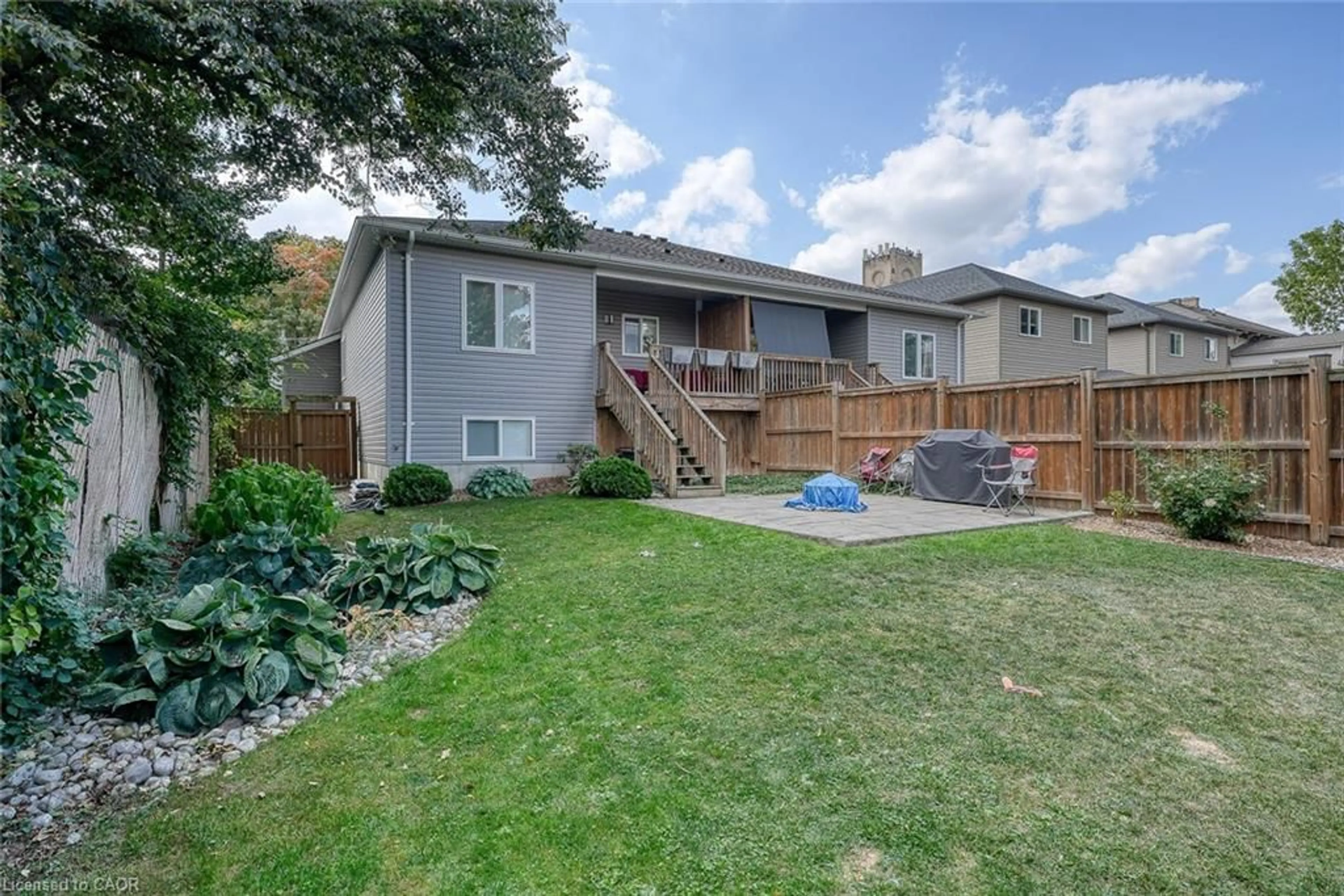 Unknown for 211 Oxford St, Ingersoll Ontario N5C 2V8