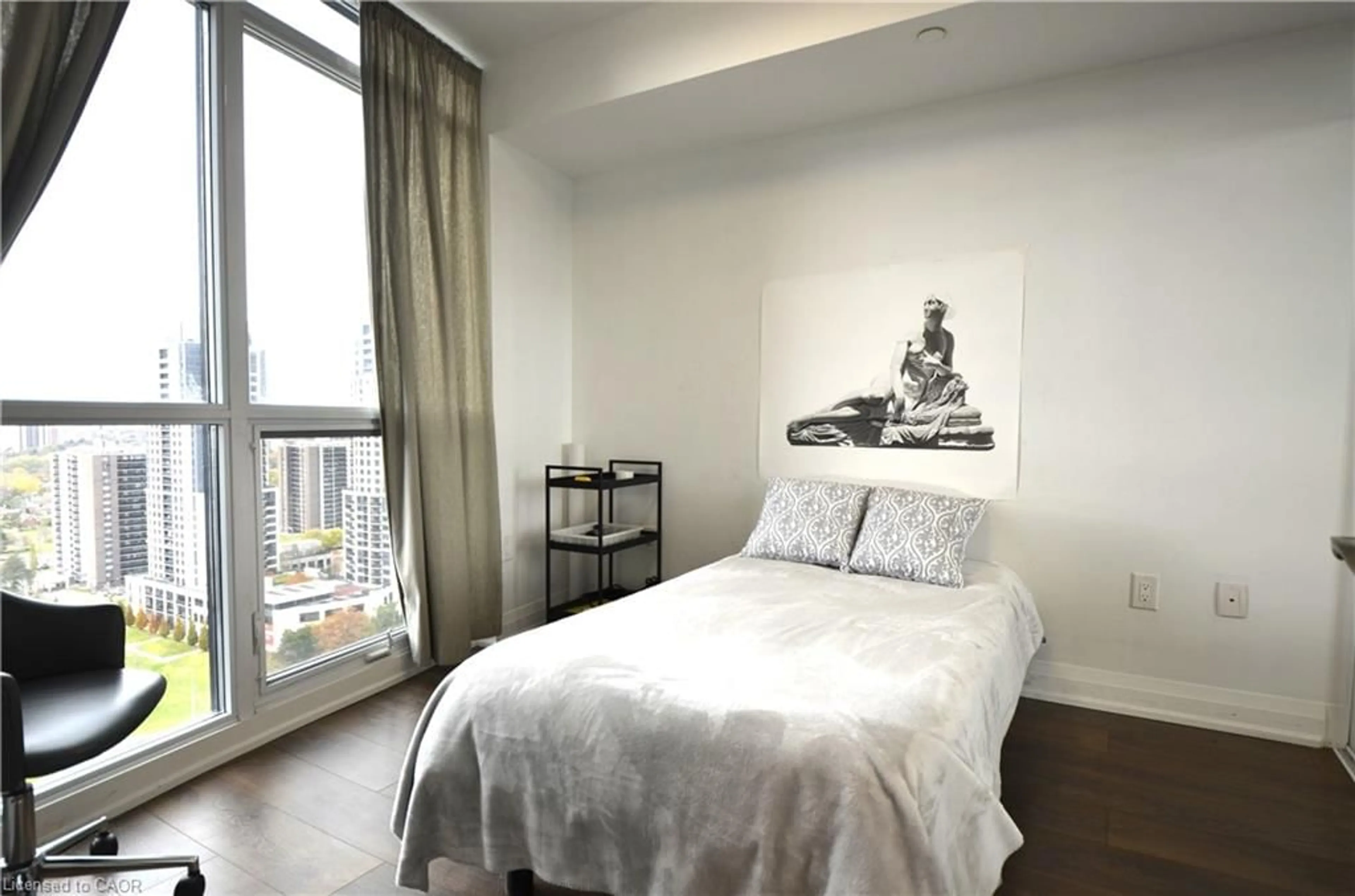 Bedroom with bed, wood/laminate floor for 9 Valhalla Inn Rd #2206, Toronto Ontario M9B 0B2