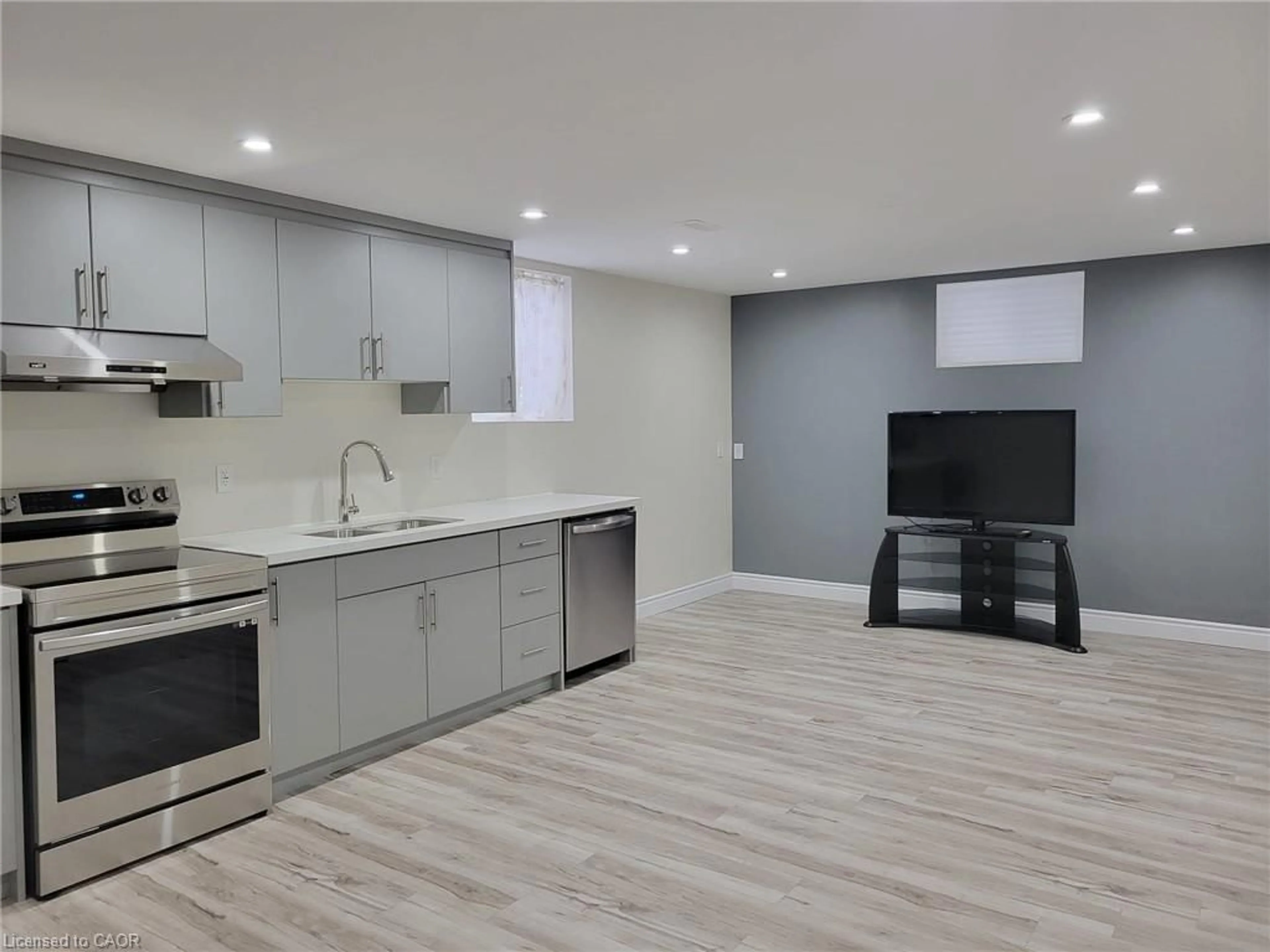 Open concept kitchen, unknown for 148 Fitzgerald Dr #lower, Cambridge Ontario N1T 0B6