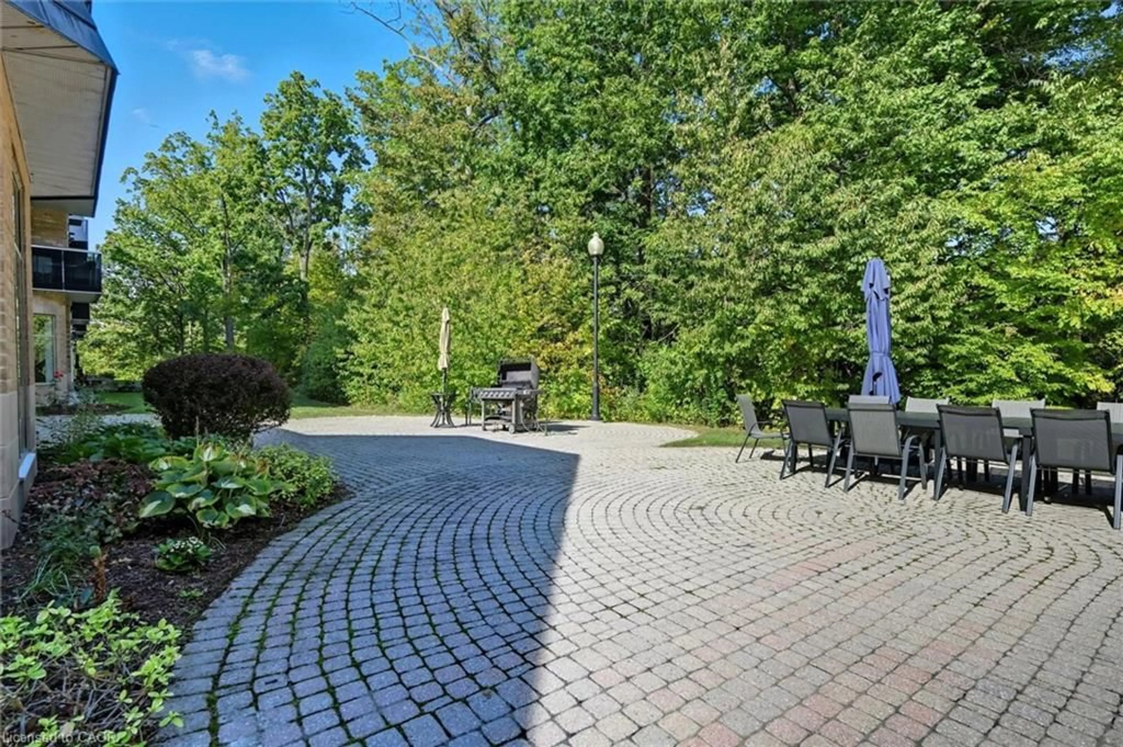 Patio, unknown for 8111 Forest Glen Dr #524, Niagara Falls Ontario L2H 2Y7