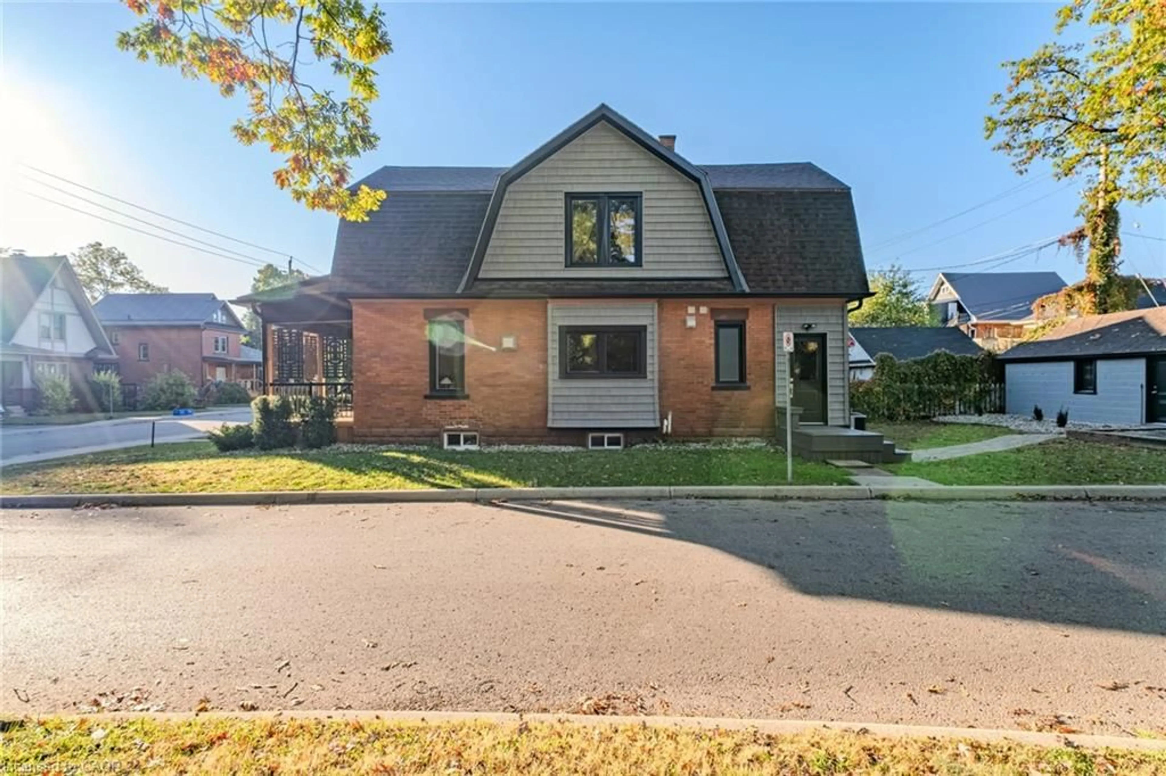 Home with brick exterior material, street for 74 Lynnwood Ave, Simcoe Ontario N3Y 2V6