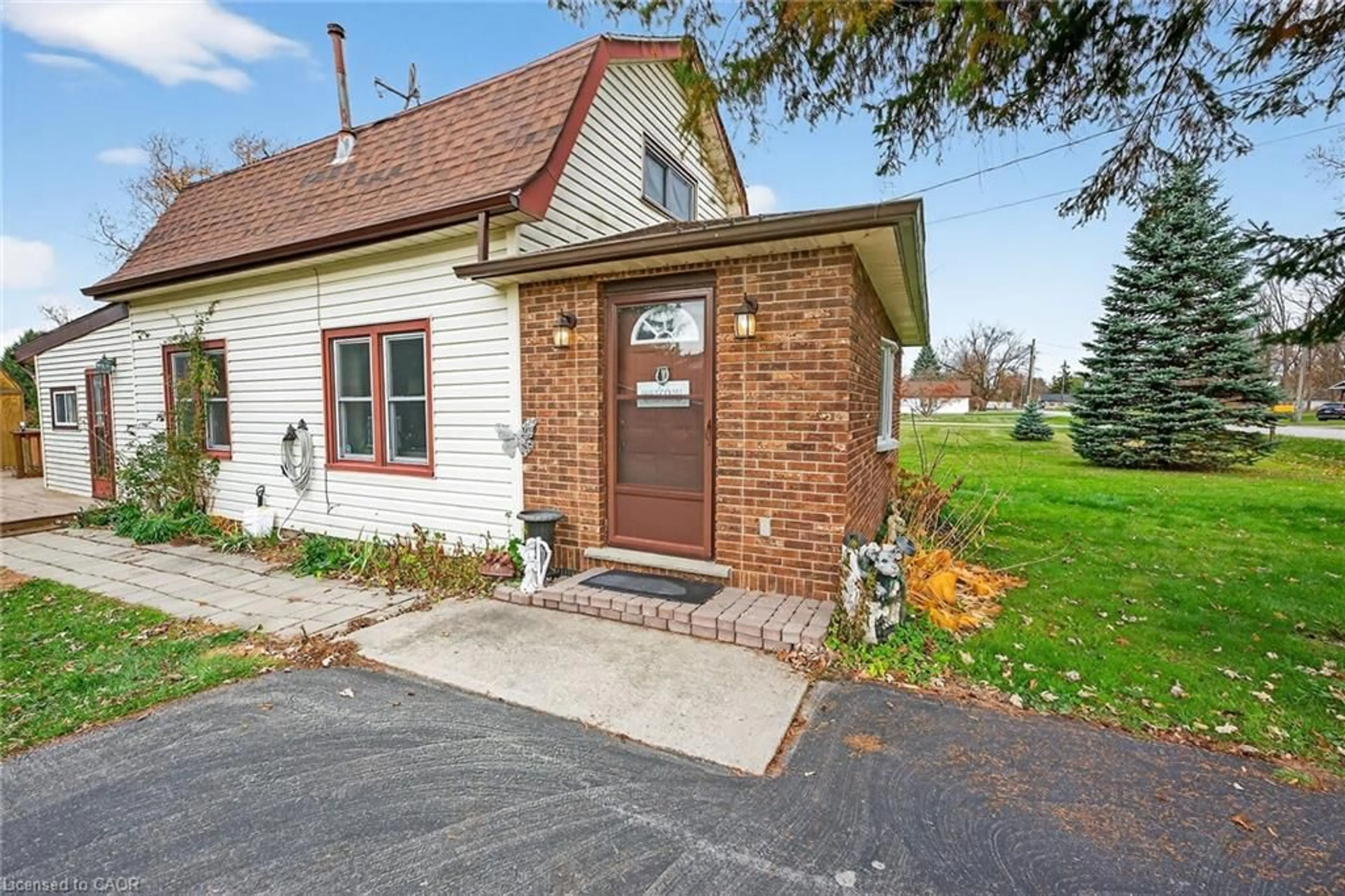 Home with brick exterior material, street for 43290 Pettit Rd, Wainfleet Ontario L0S 1V0