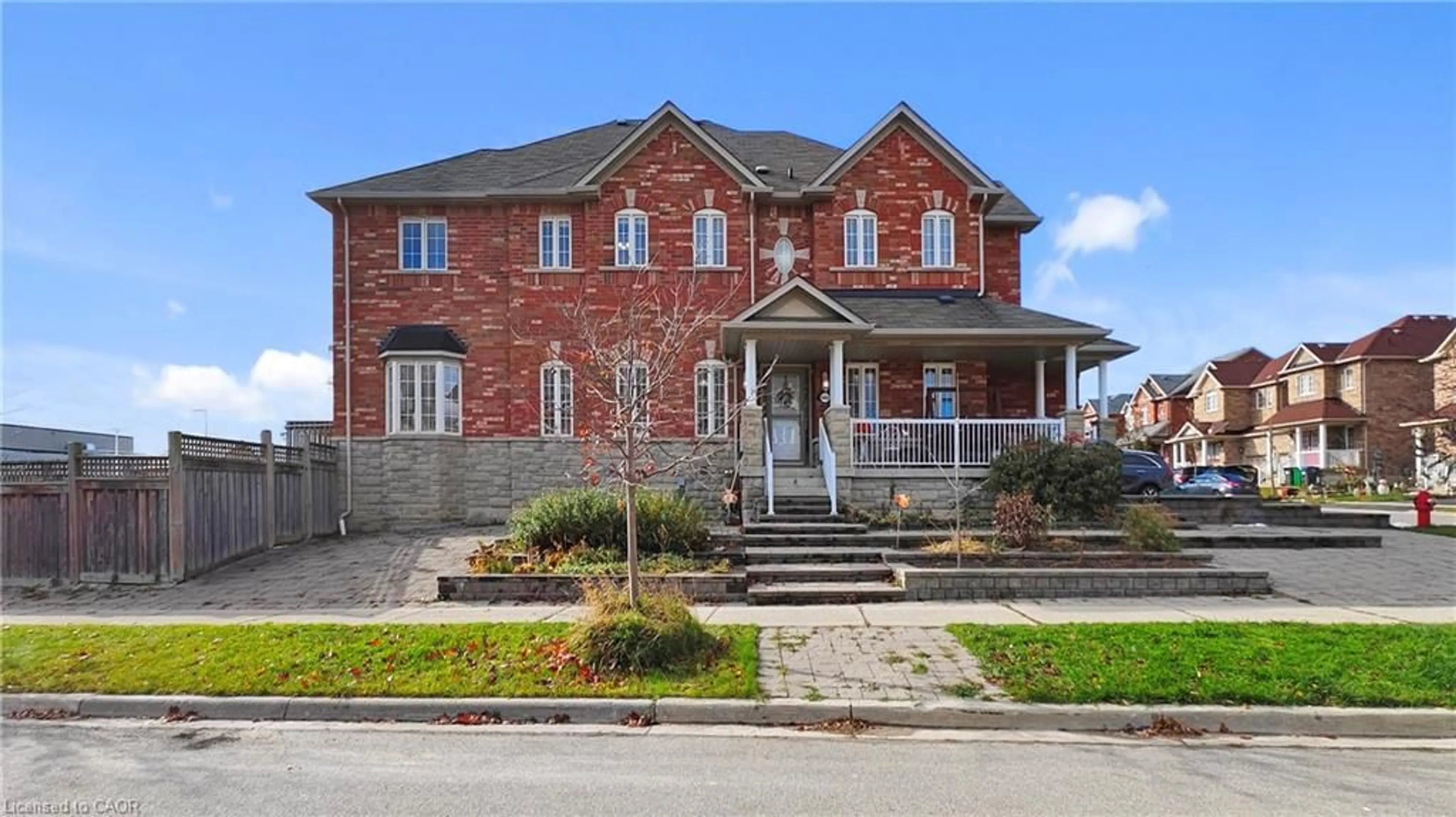 Home with brick exterior material, street for 3492 Bala Dr, Mississauga Ontario L5M 0G6