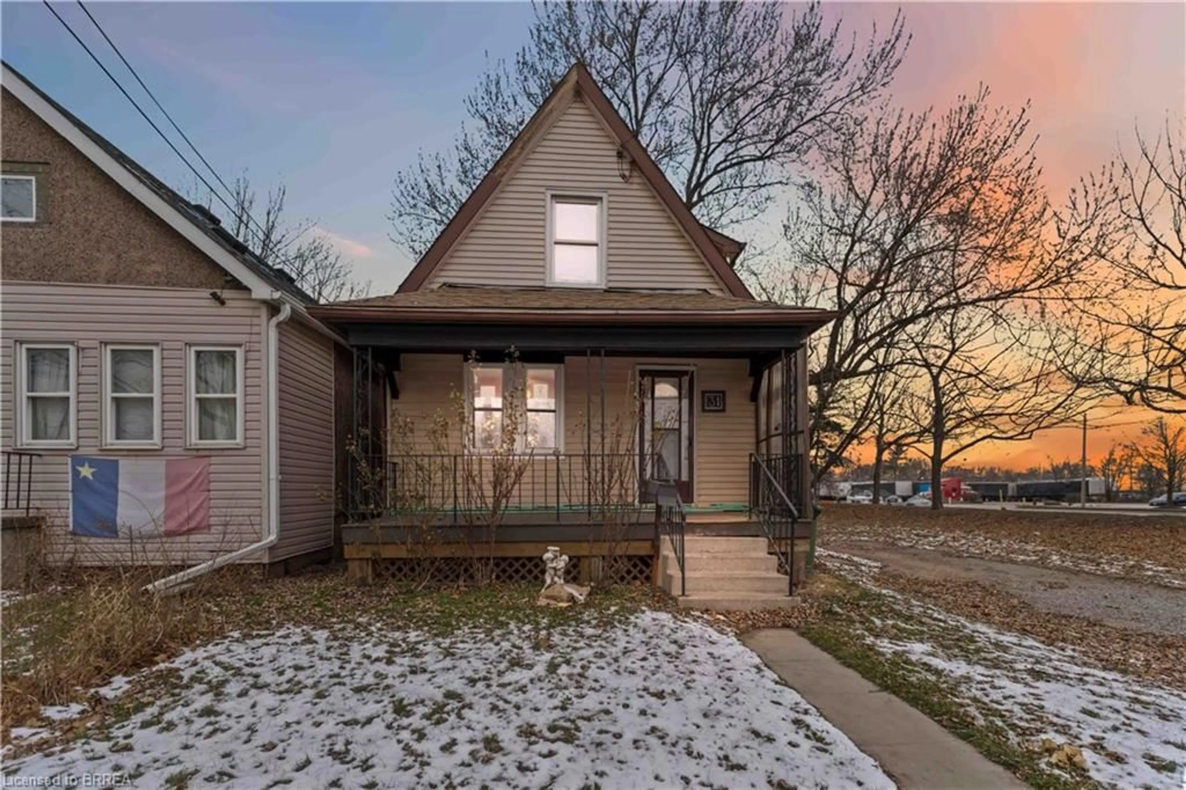 Home with brick exterior material, street for 31 Mckinstry St, Hamilton Ontario L8L 6C2