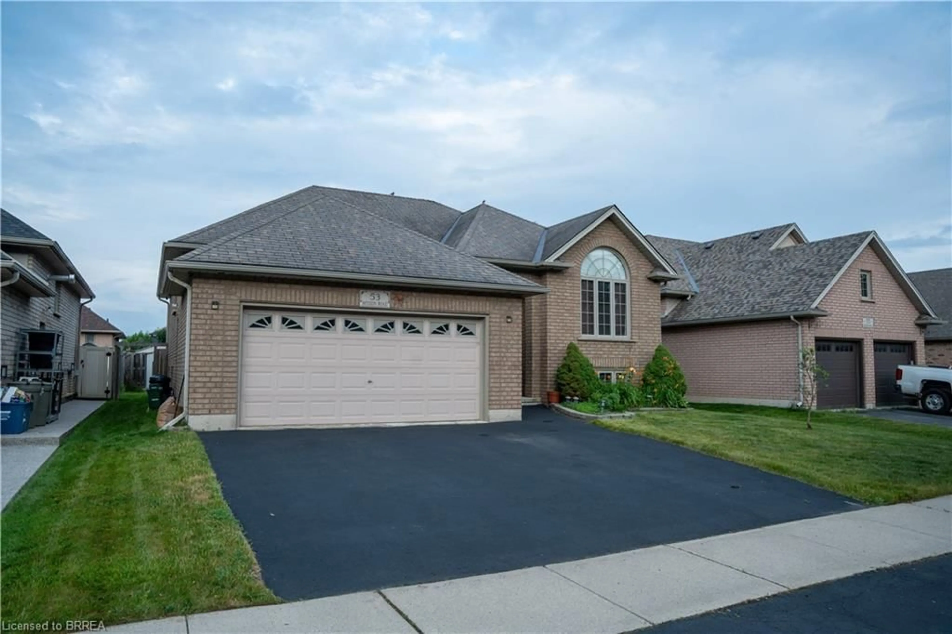 Home with brick exterior material, street for 53 Mission Rd, Brantford Ontario N3S 0A3