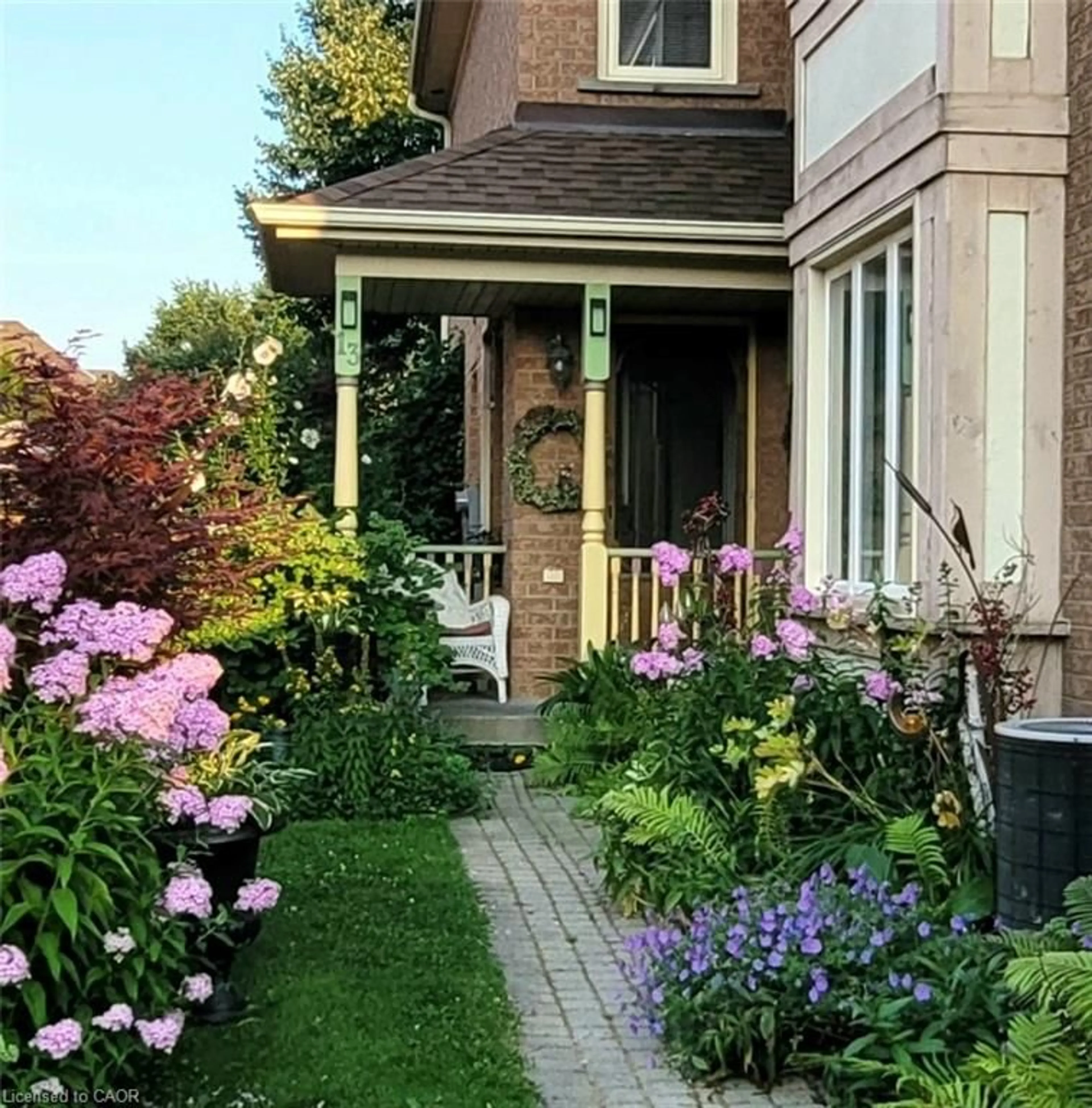 Unknown for 13 Pressed Brick Dr, Brampton Ontario L6V 4K8