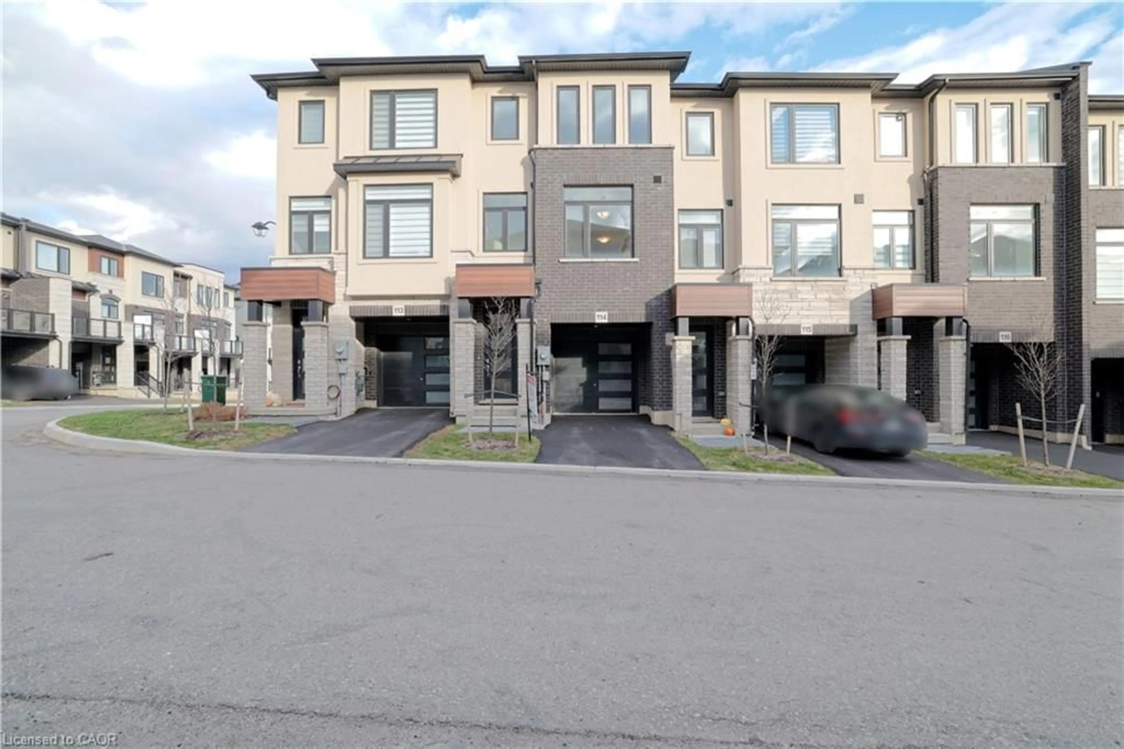 Unknown for 155 Equestrian Way #114, Cambridge Ontario N3E 0E8