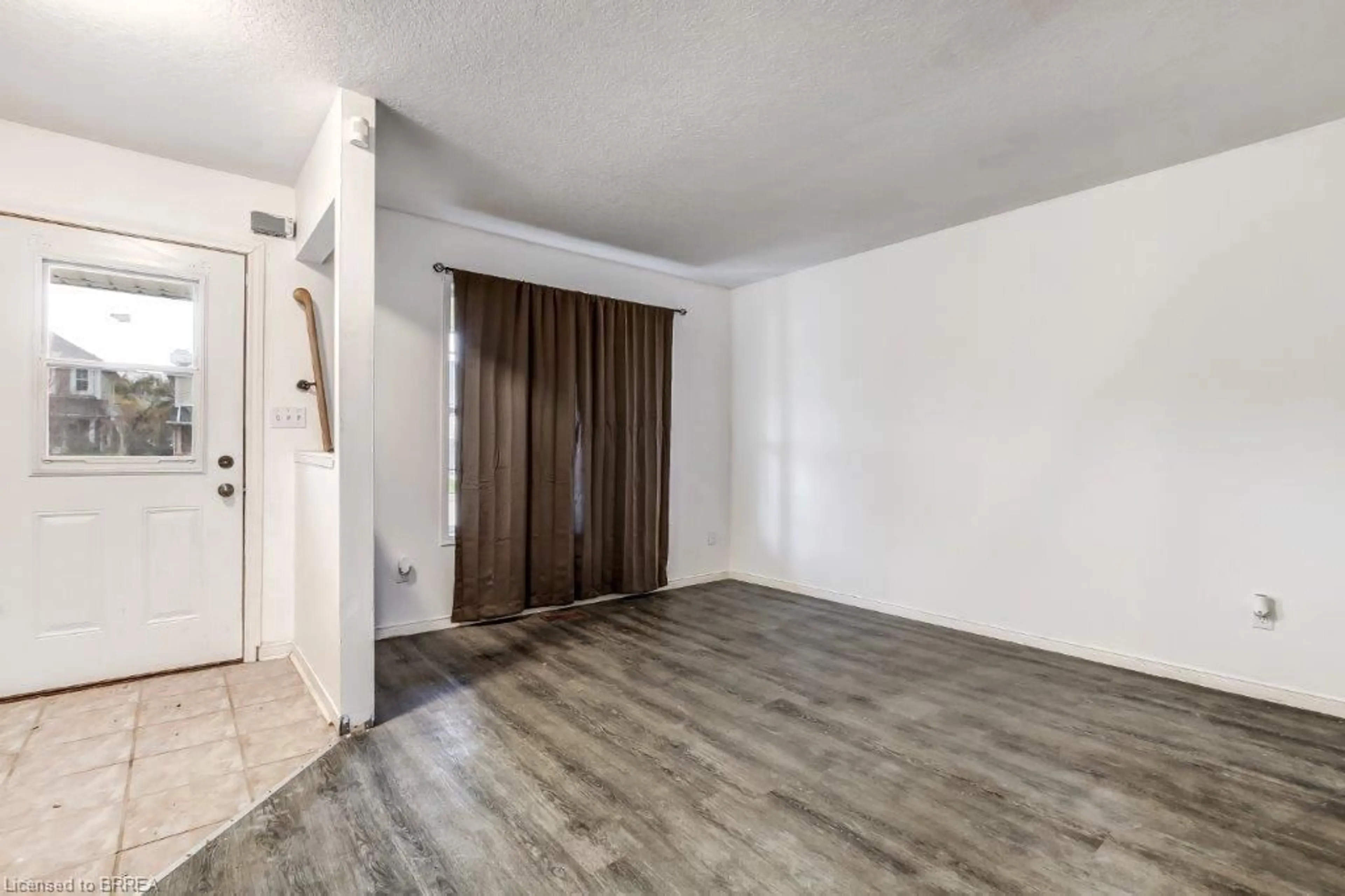 Unknown for 17 Stowe Terr, Brantford Ontario N3T 6P4