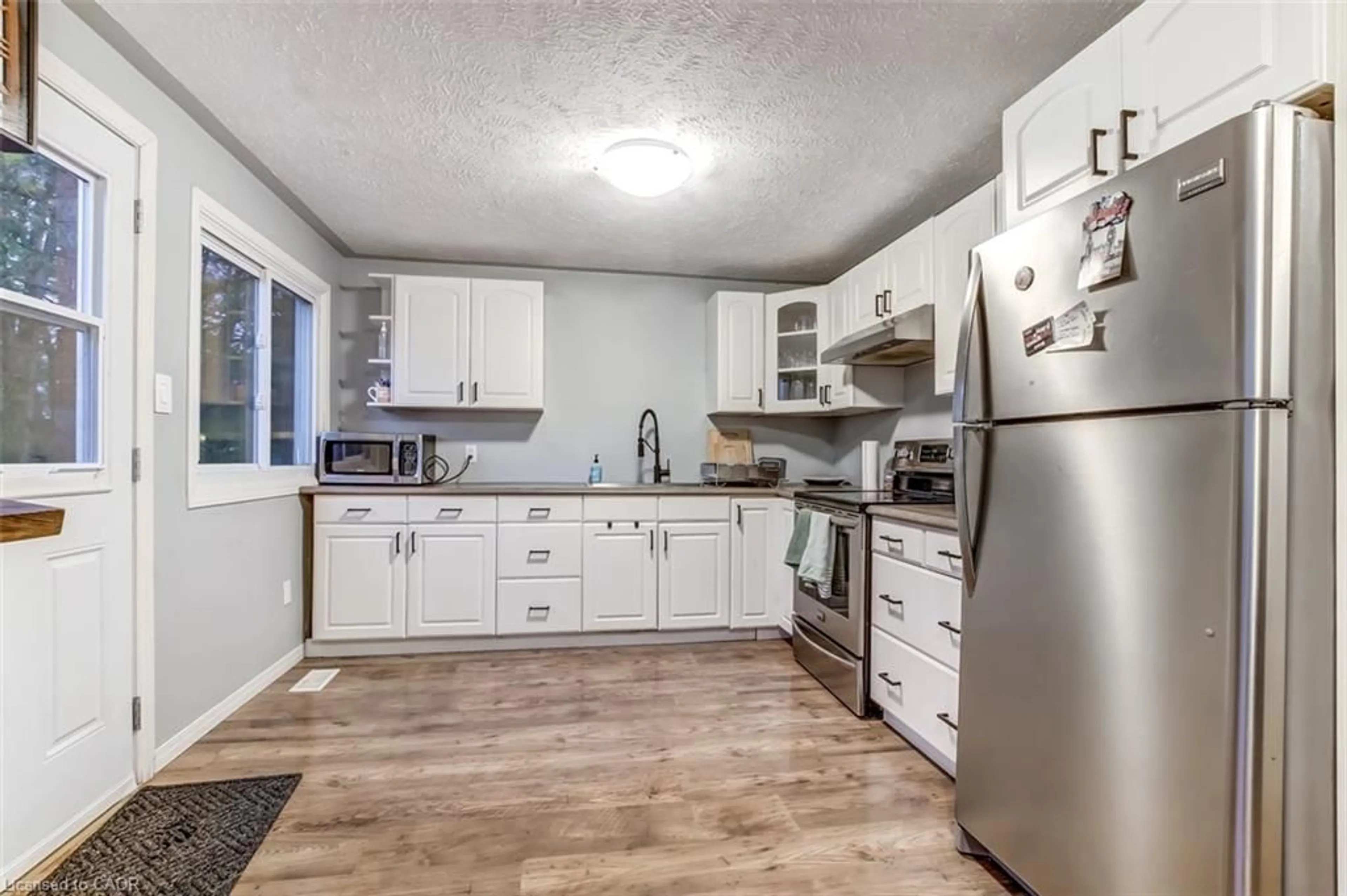 Standard kitchen, unknown for 214 Richardson Dr #28, Port Dover Ontario N0A 1N4