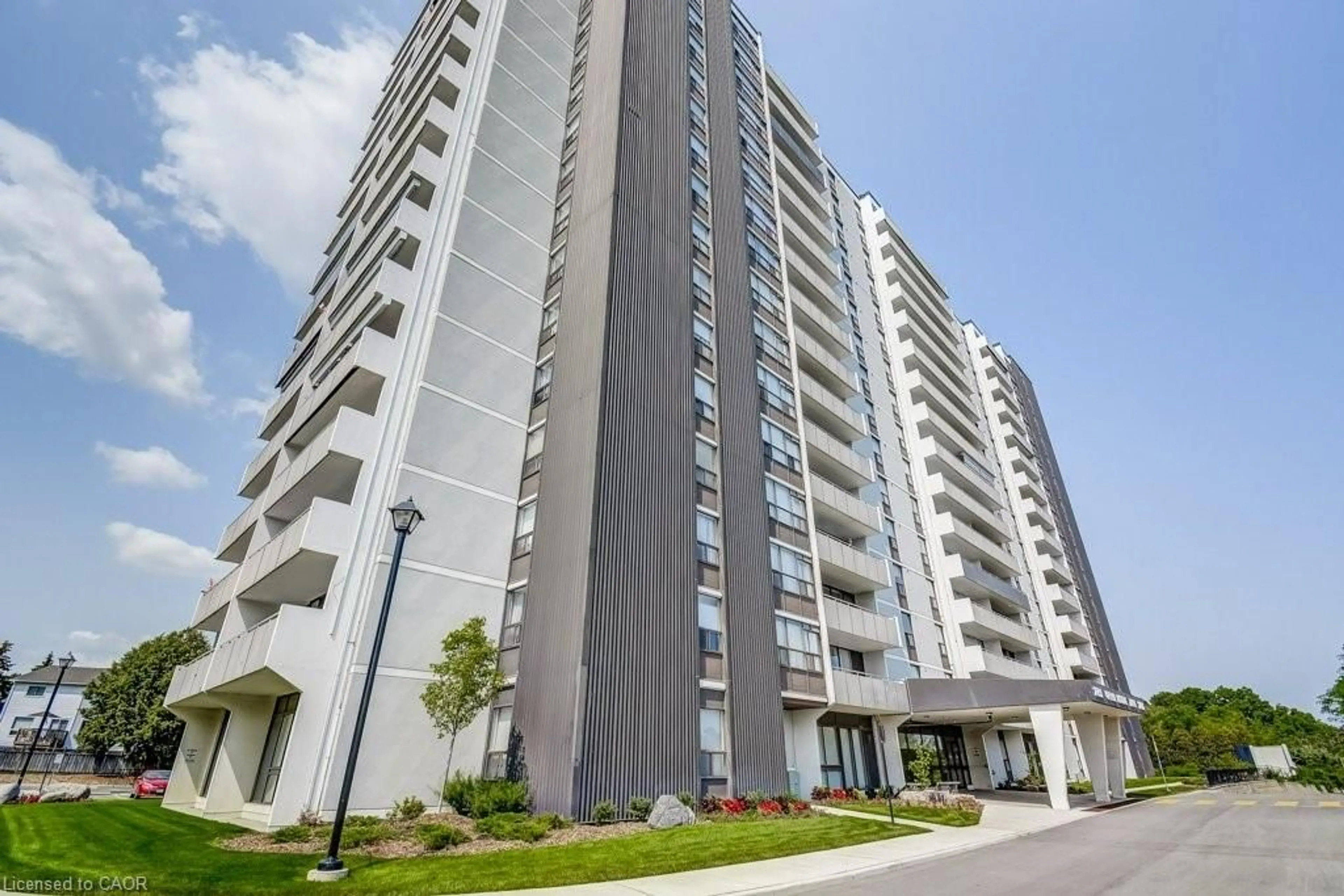 Unknown for 2055 Upper Middle Rd #1002, Burlington Ontario L7P 3P4